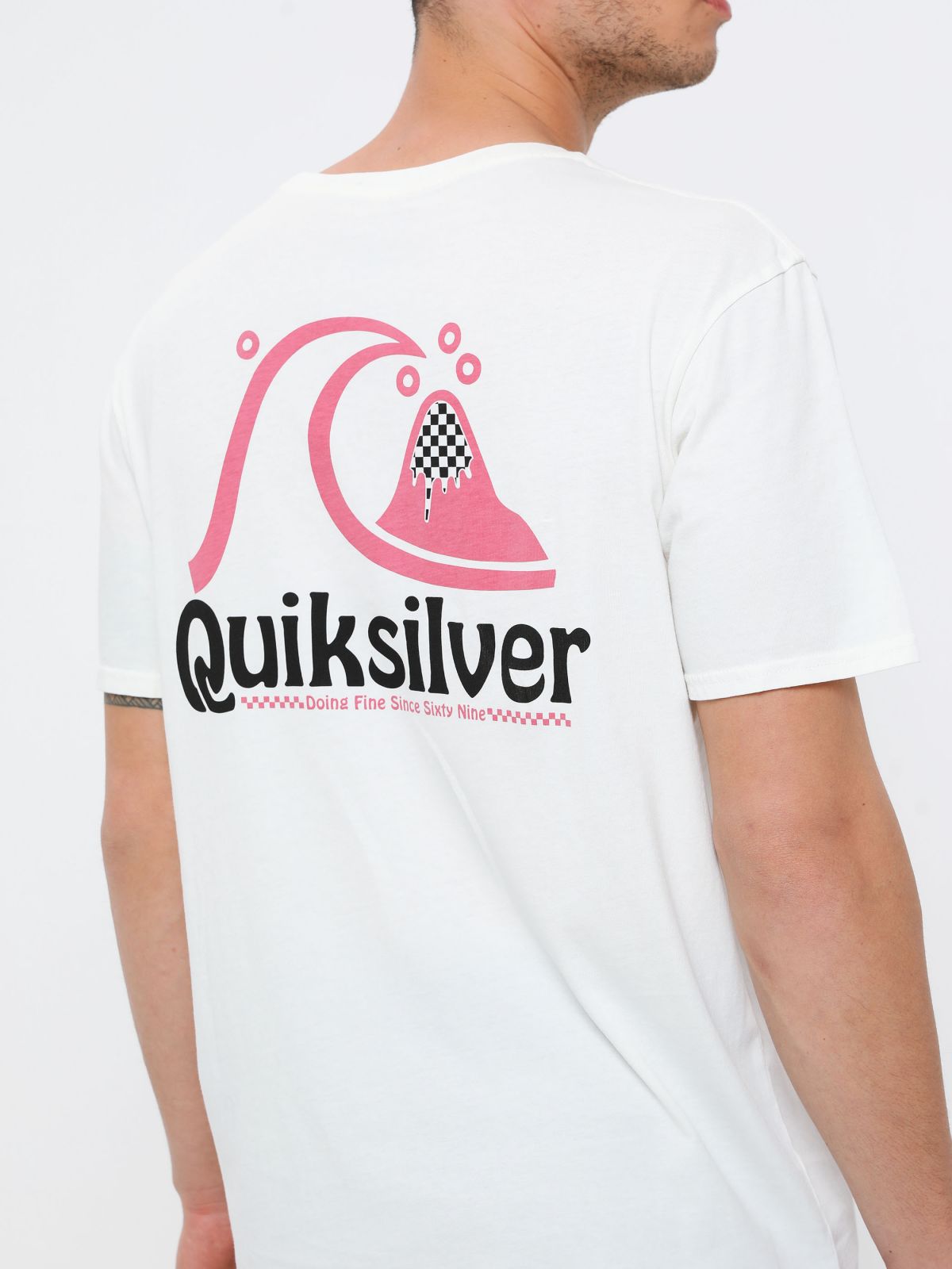  טי שירט ווש עם הדפס לוגו של QUIKSILVER