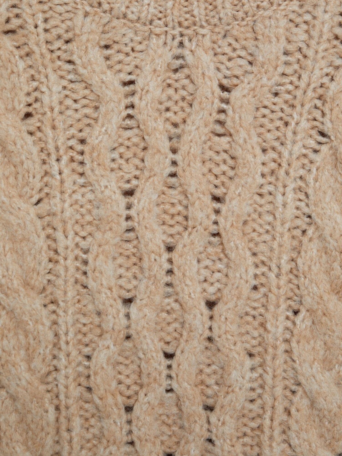  סוודר בטקסטורת צמות של MANGO