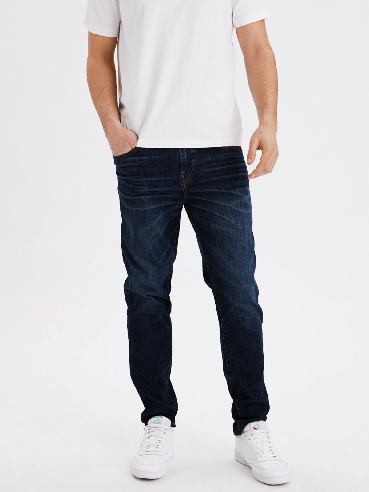  ג'ינס בשטיפה כהה Airflex Ateletic של AMERICAN EAGLE