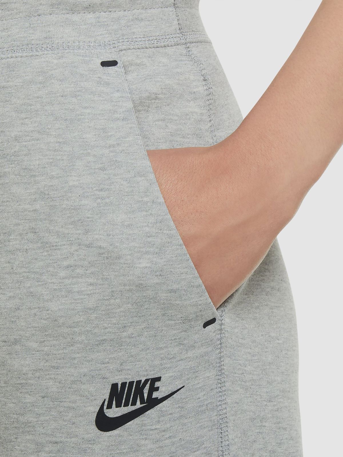  מכנסי טרנינג Sportswear Tech Fleece של NIKE