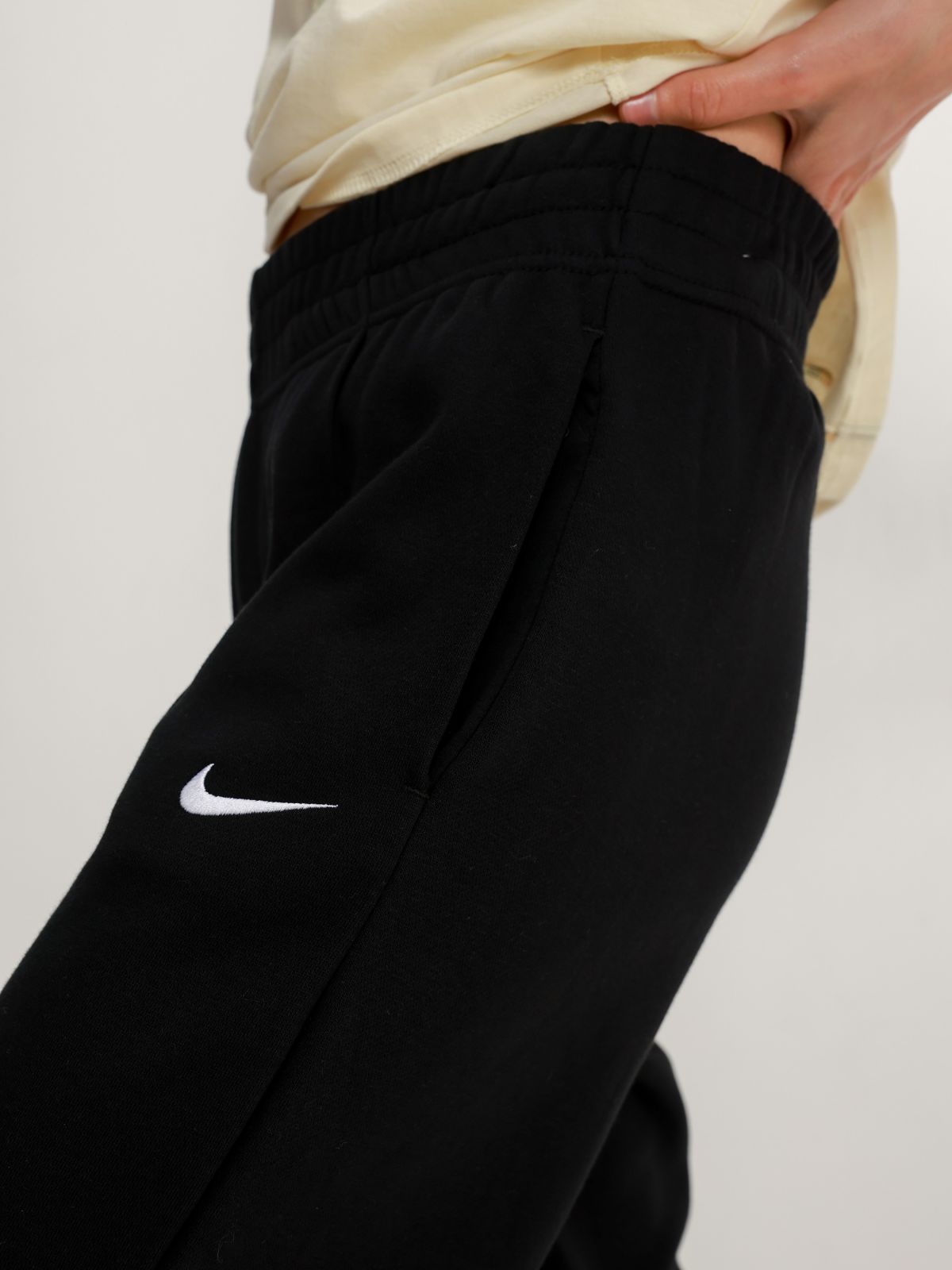  מכנסי טרנינג ארוכים Nike Sportswear Collection Essentials של NIKE