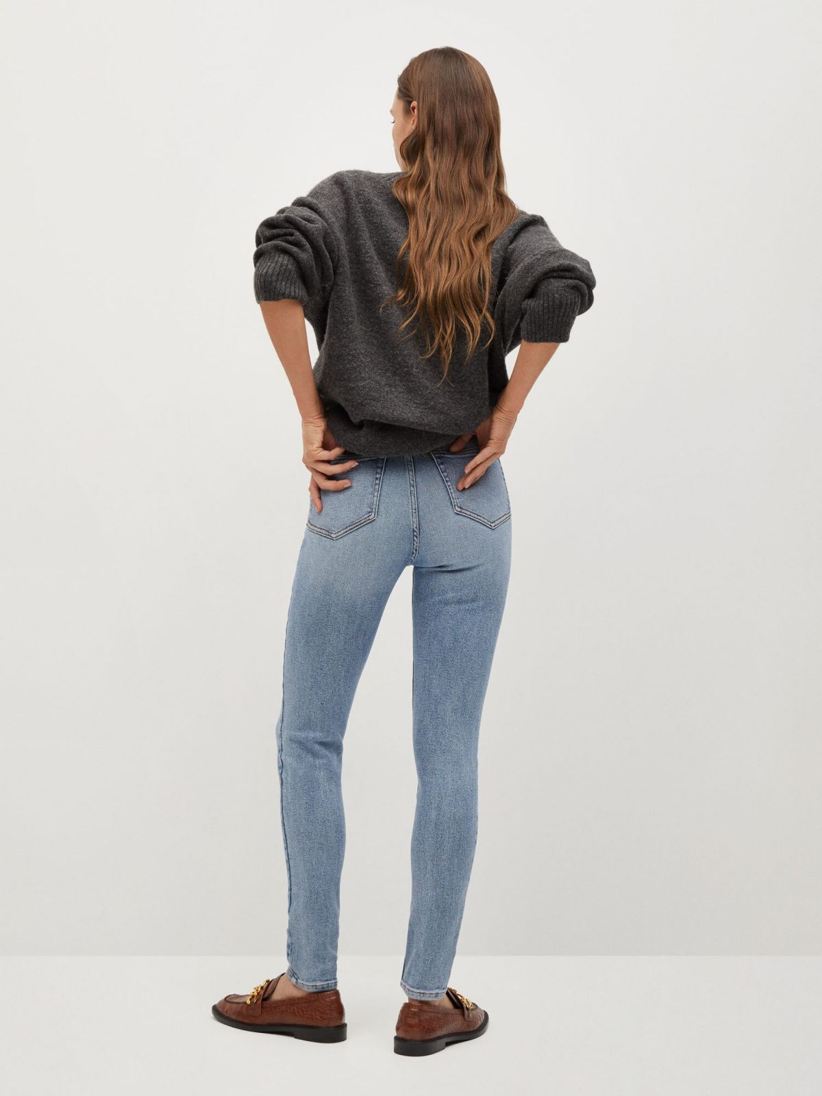  ג'ינס סקיני בגזרה גבוהה Soho של MANGO