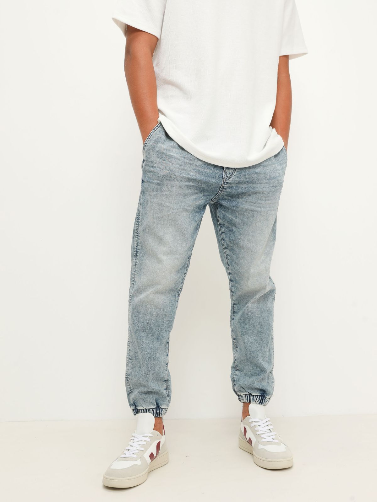  ג'ינס עם מג'נטים / גברים של AMERICAN EAGLE