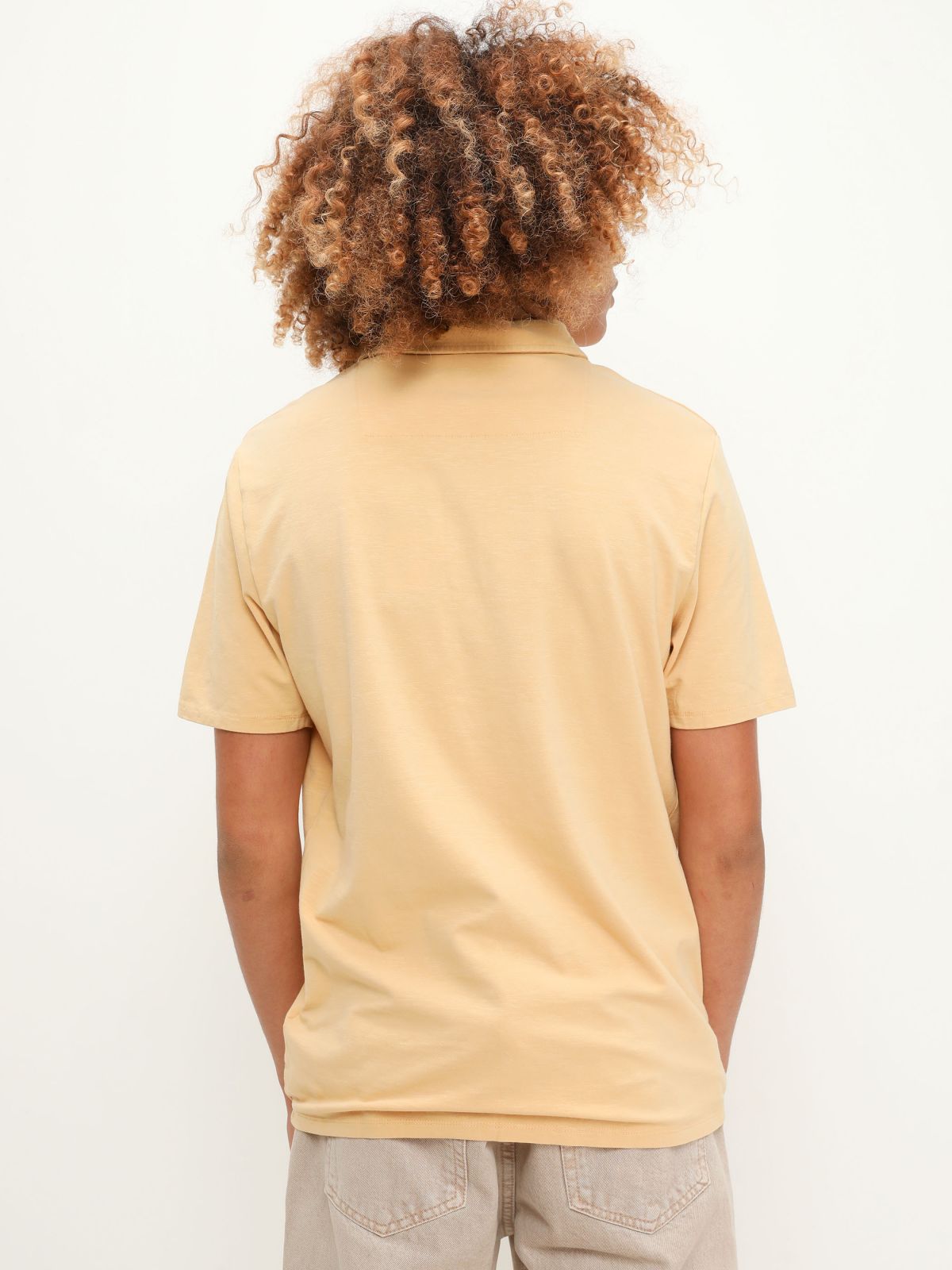  חולצת פולו עם פאץ' לוגו של GUESS
