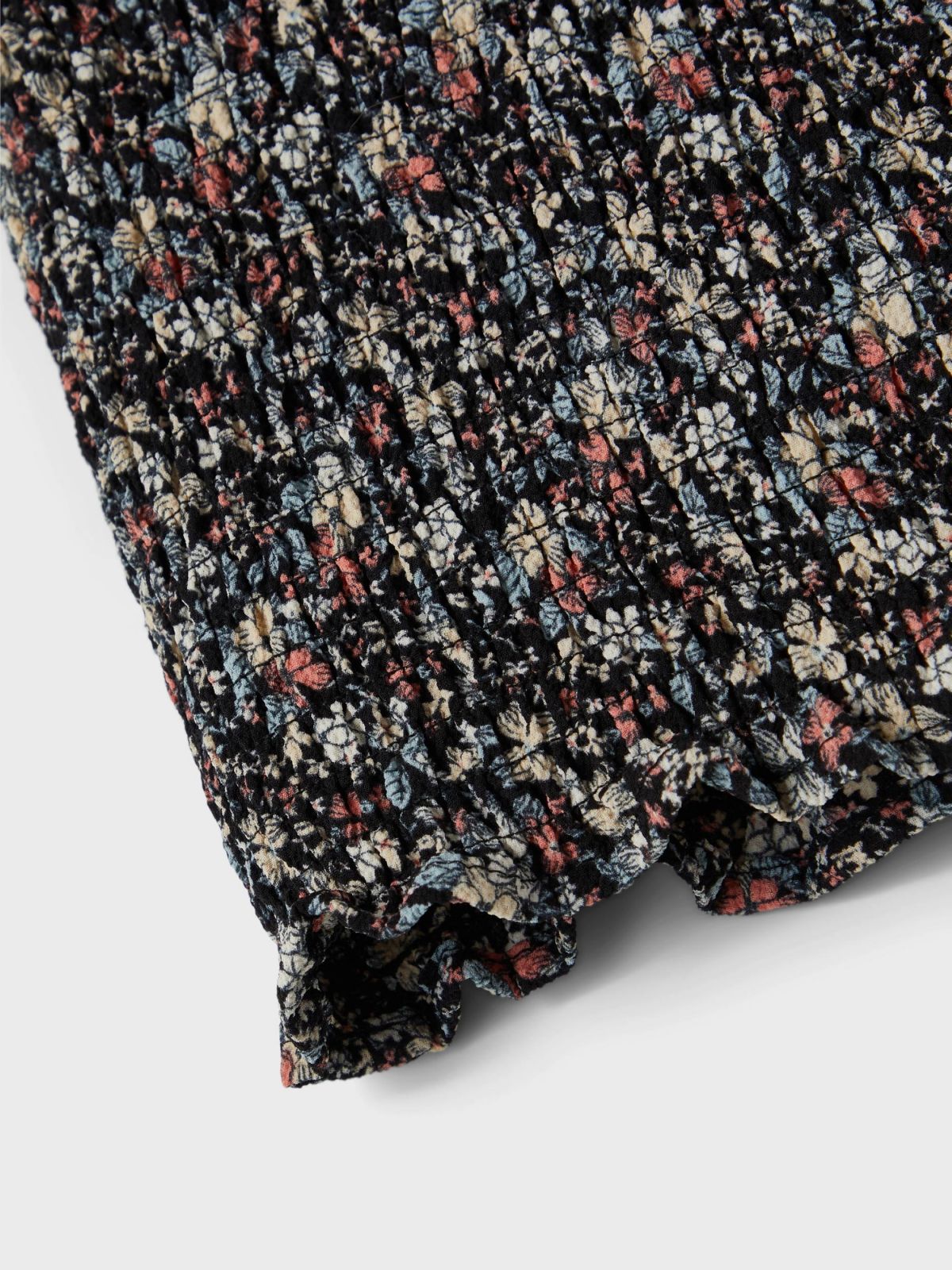 חולצת אוף שולדרס בהדפס פרחים / TEEN של LMTD
