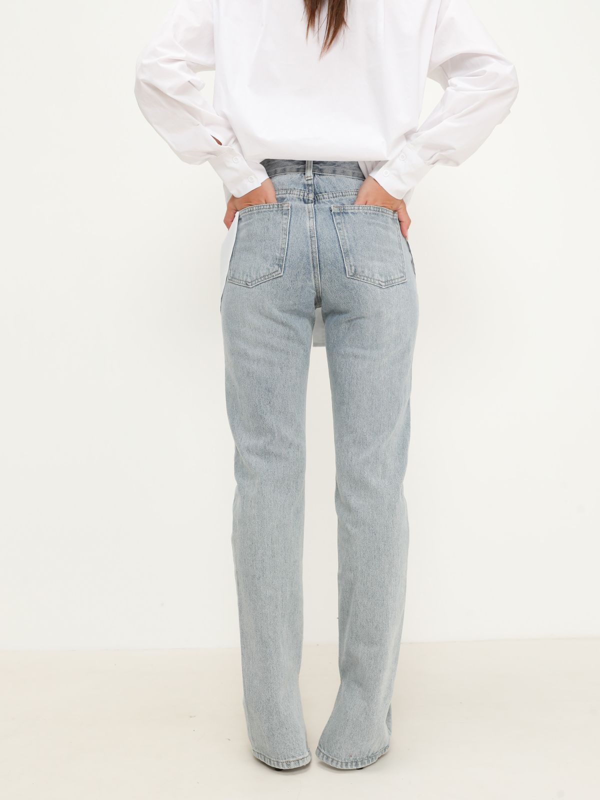 ג'ינס בגזרה ישרה של TERMINAL X