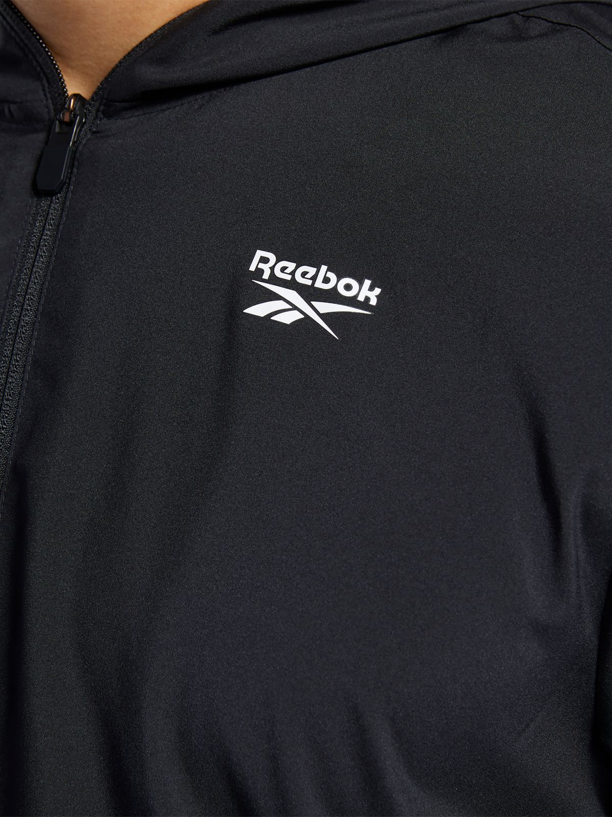  ג'קט עם הדפס לוגו של REEBOK