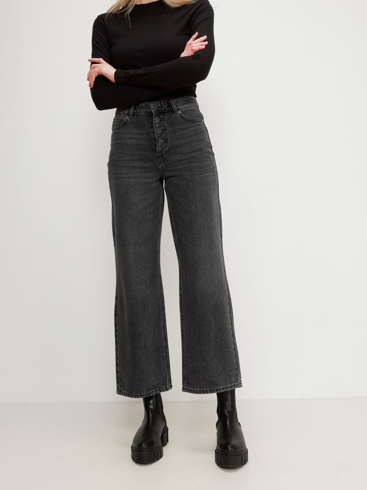  ג'ינס ווש בגזרה ישרה / נשים של ONLY