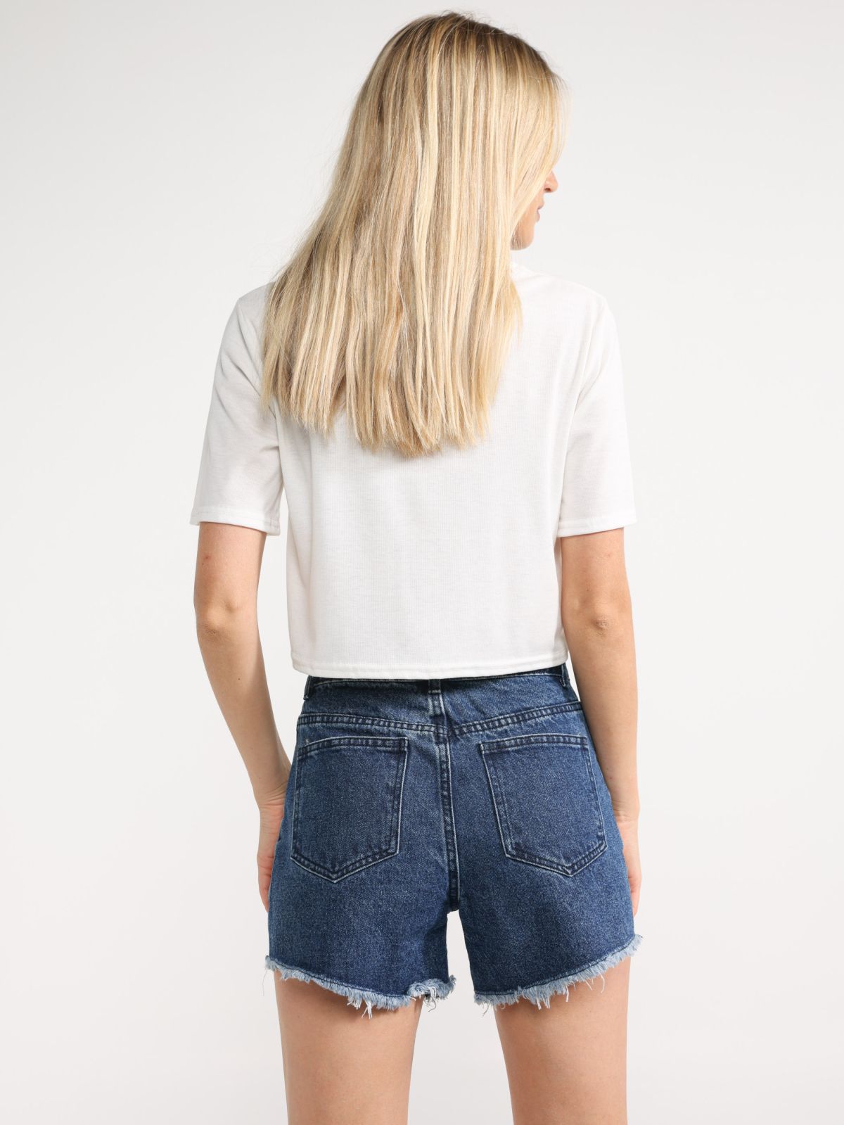  ג'ינס קצר עם קרעים של TERMINAL X QUESTION MARK