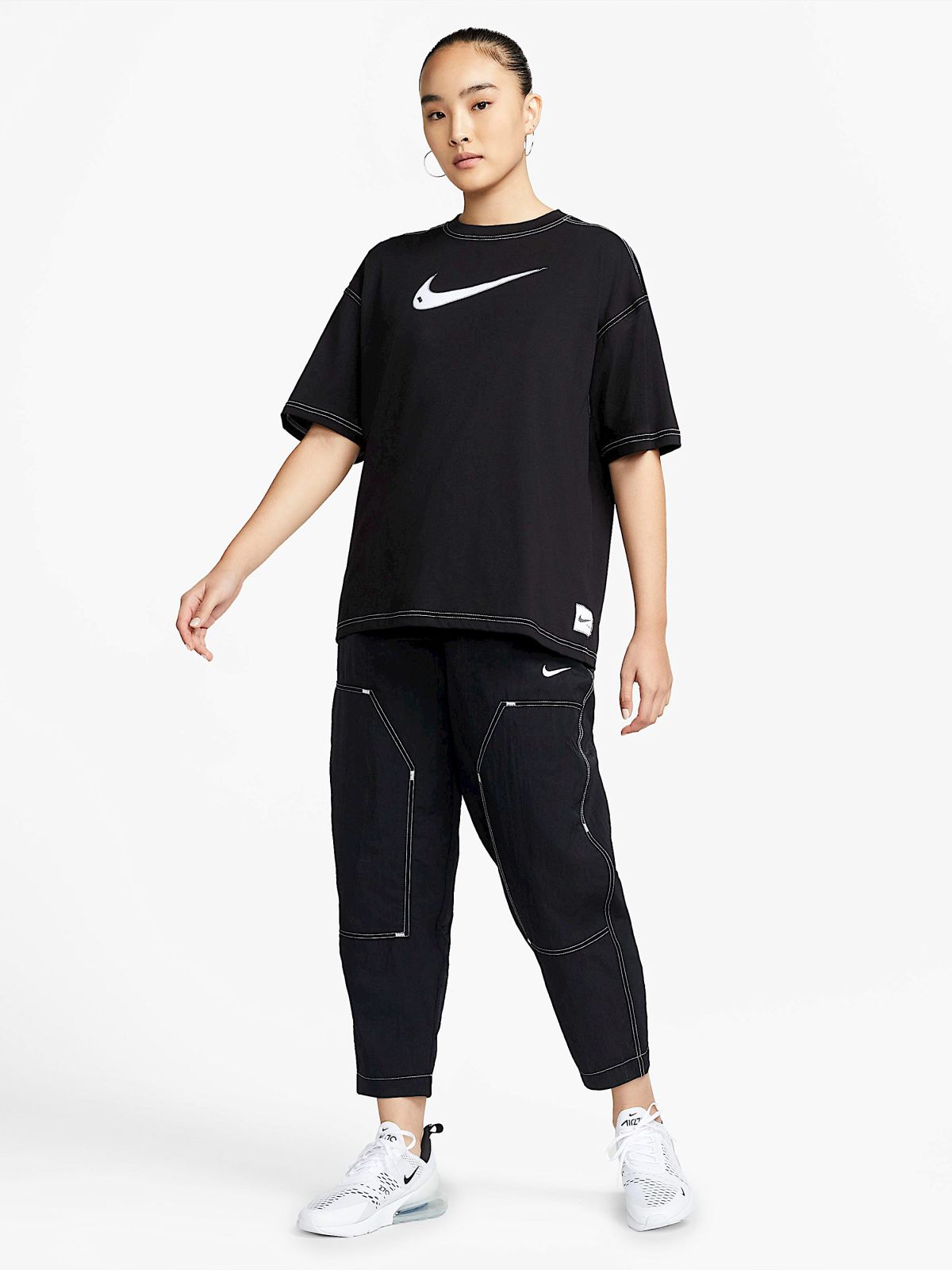  טי שירט Nike Sportswear Swoosh / Plus Size של NIKE