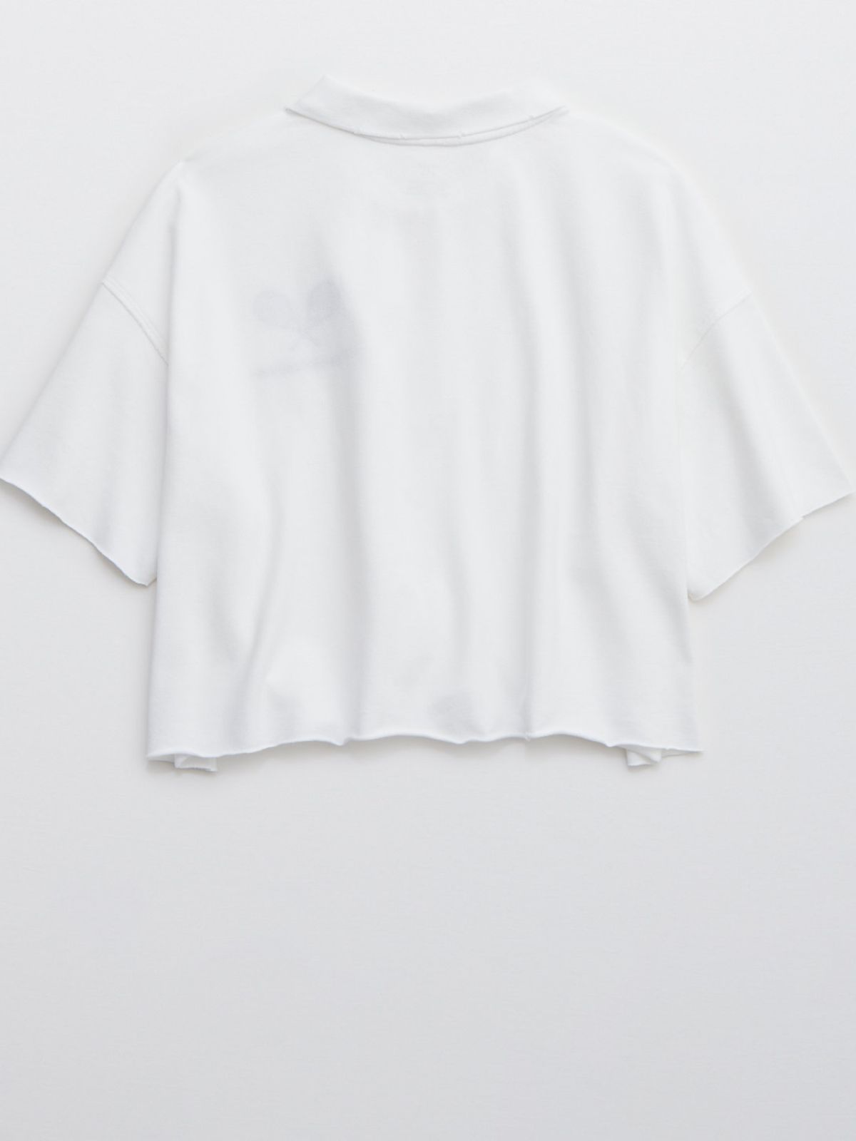  חולצת פולו קרופ עם הדפס / נשים של OFFLINE