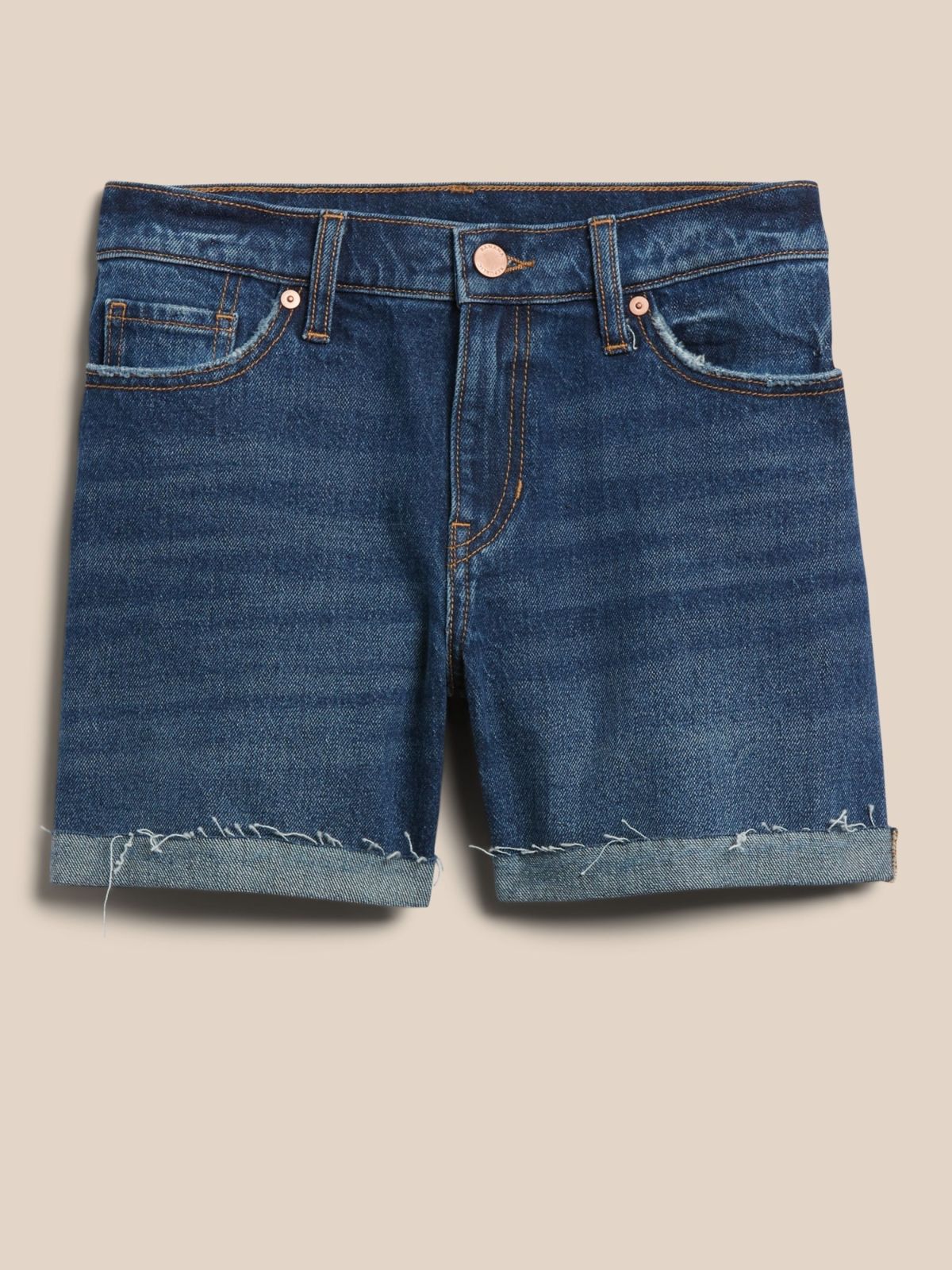  ג'ינס קצר עם סיומת קיפול של BANANA REPUBLIC
