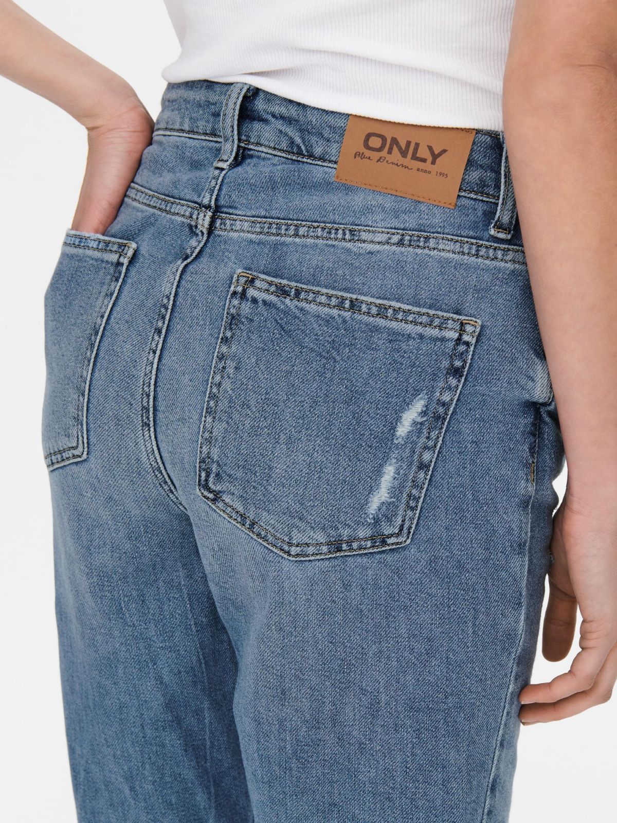  ג'ינס ארוך בגזרה ישרה של ONLY