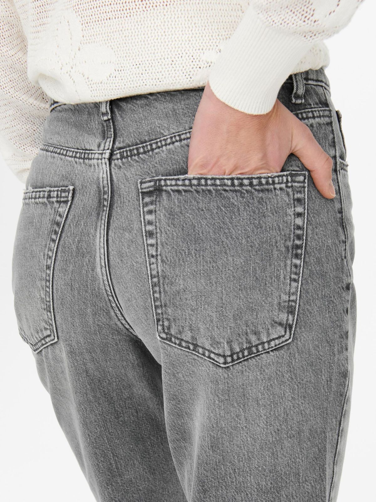  ג'ינס ווש ארוך Flared Fit של ONLY