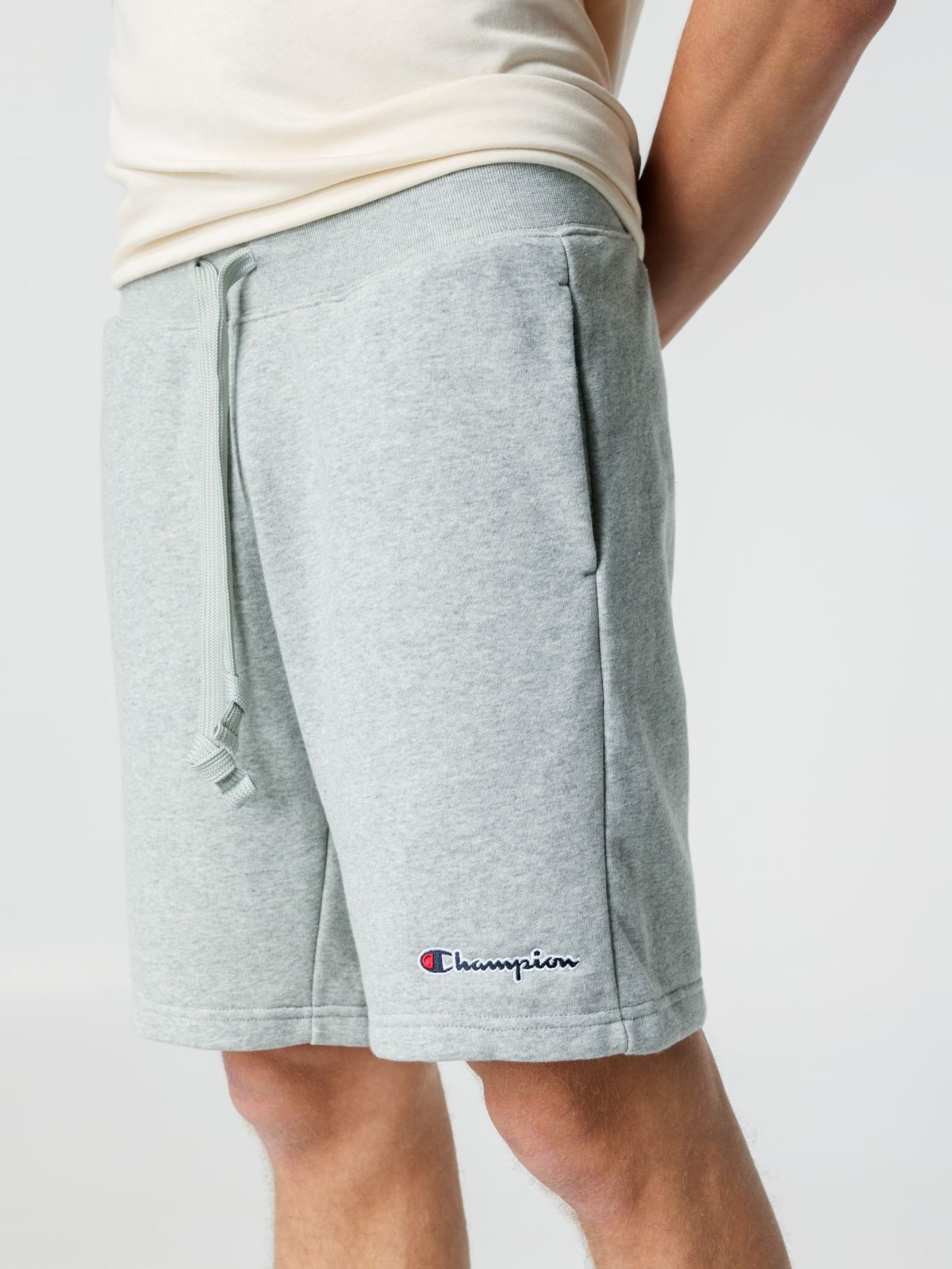  מכנסי טרנינג קצרים עם לוגו רקום של CHAMPION
