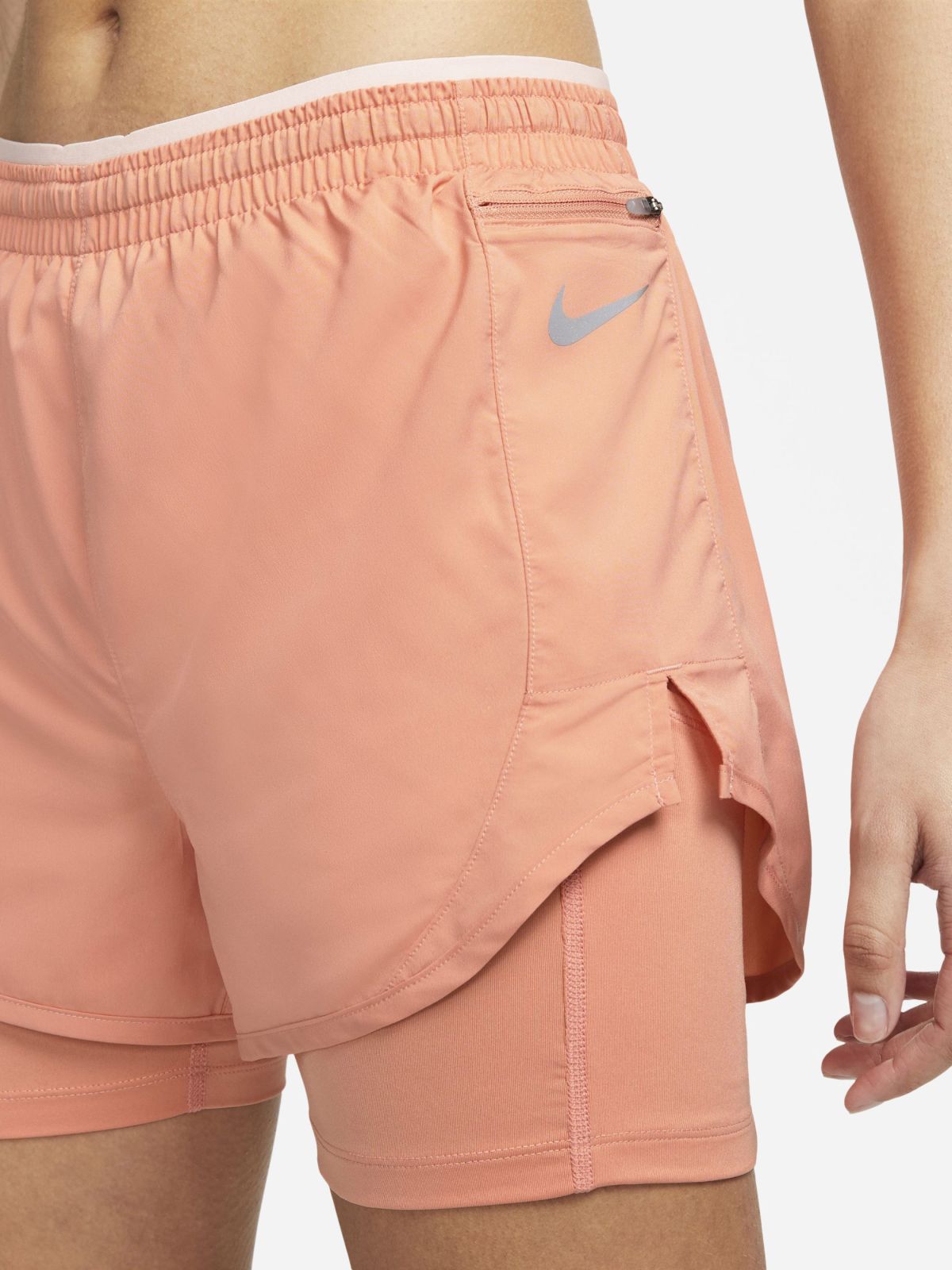  מכנסי ריצה קצרים Nike Tempo Luxe של NIKE