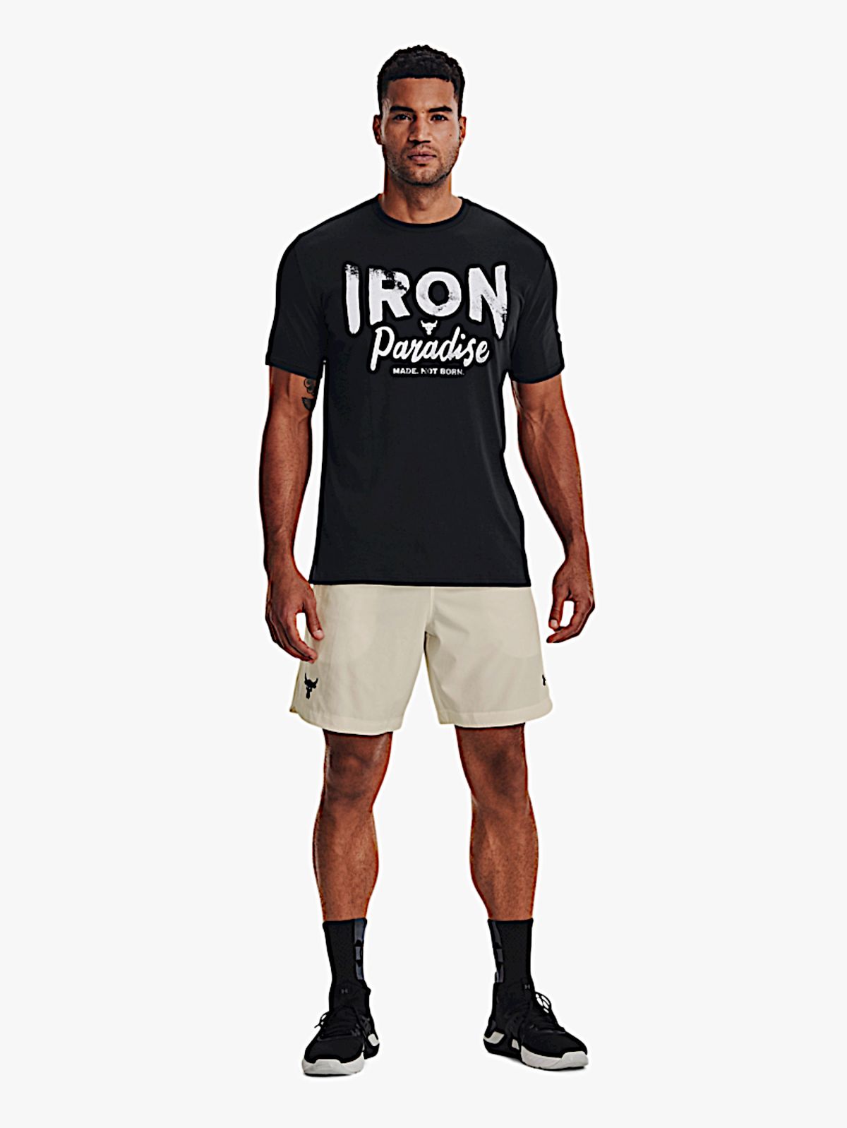  מכנסי אימון קצרים עם הדפס לוגו של UNDER ARMOUR