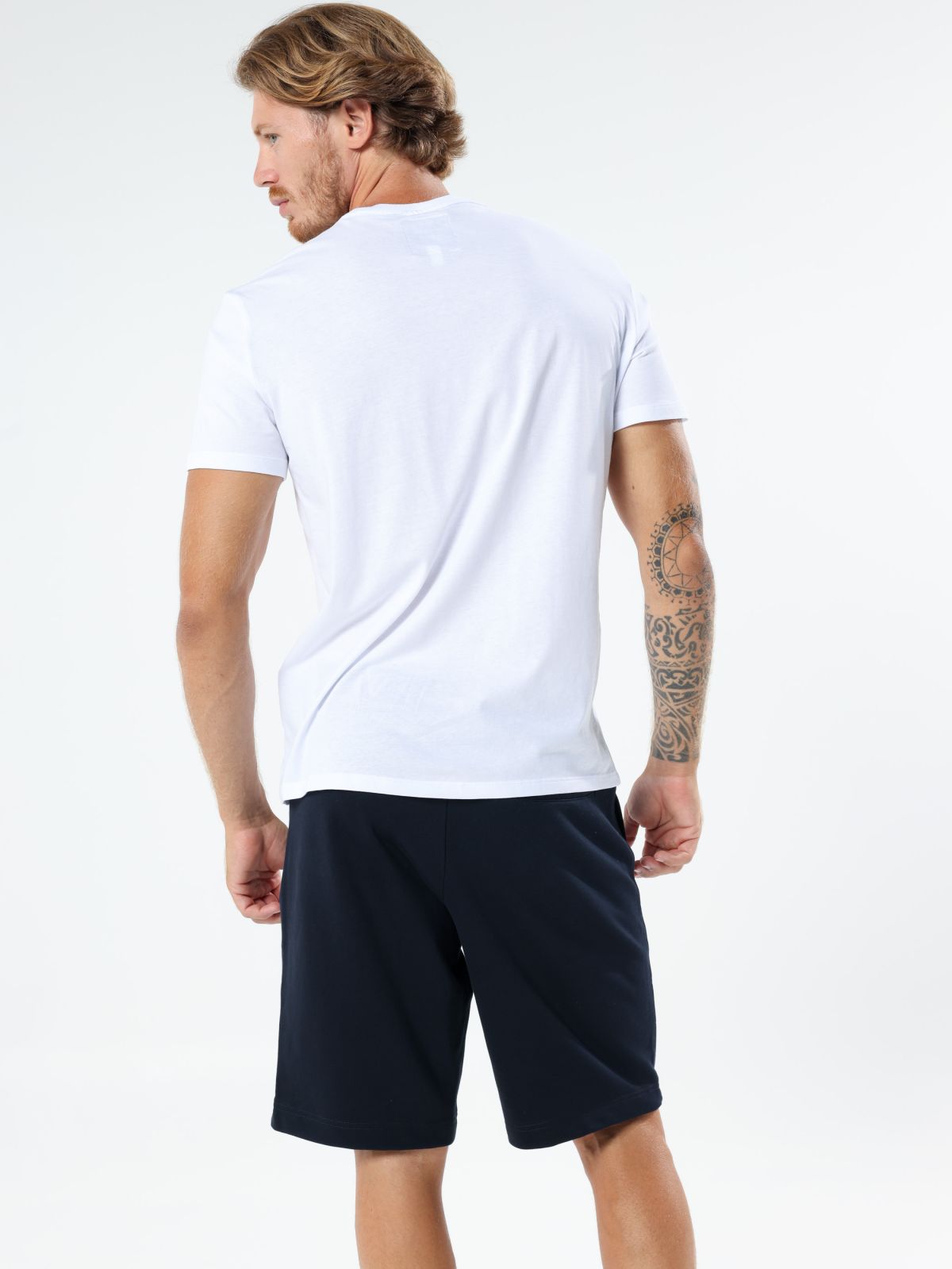 מכנסי טרנינג קצרים עם לוגו רקום של ARMANI EXCHANGE