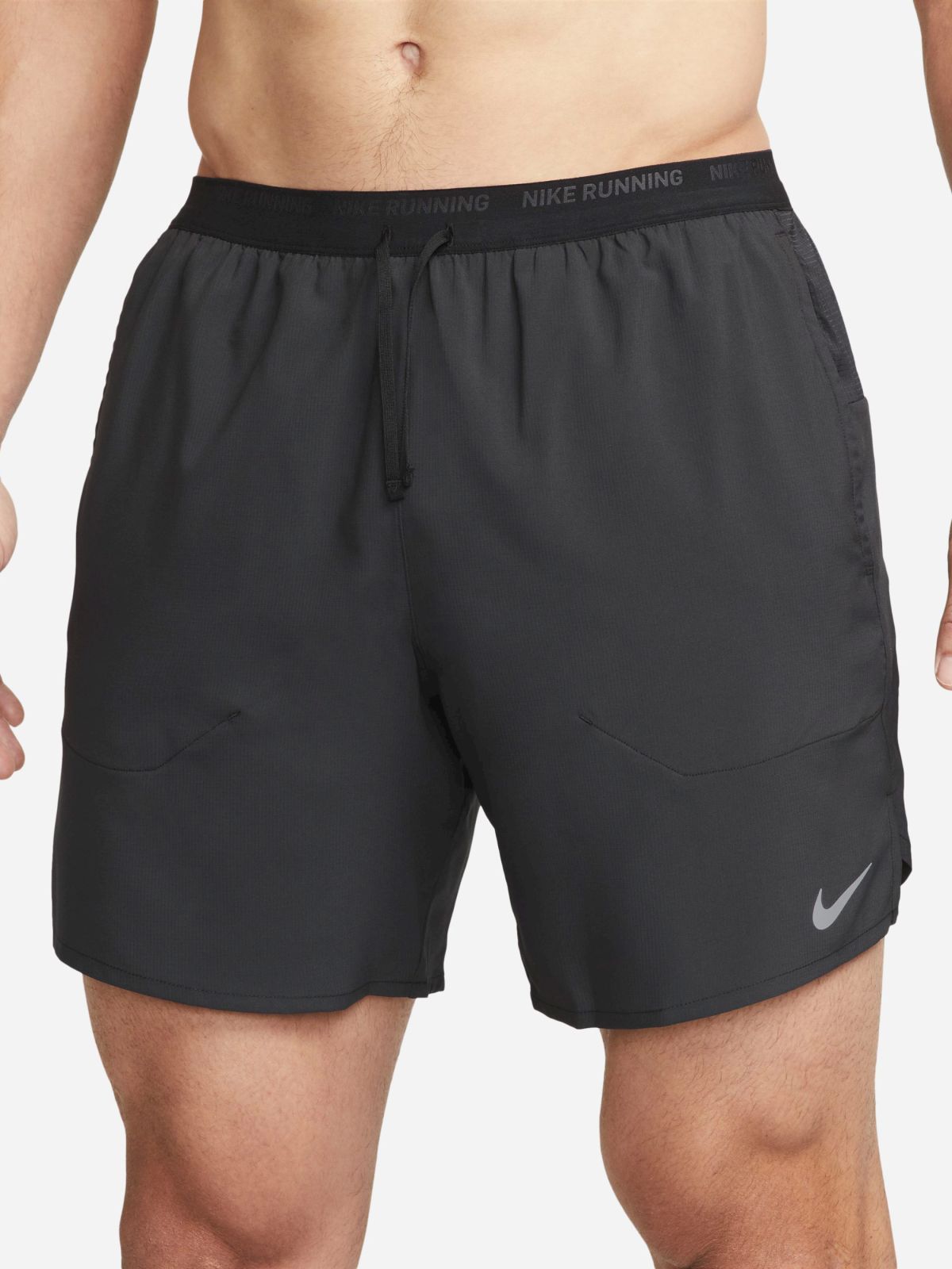  מכנסי ריצה קצרים 7״ Nike Dri-FIT Stride של NIKE