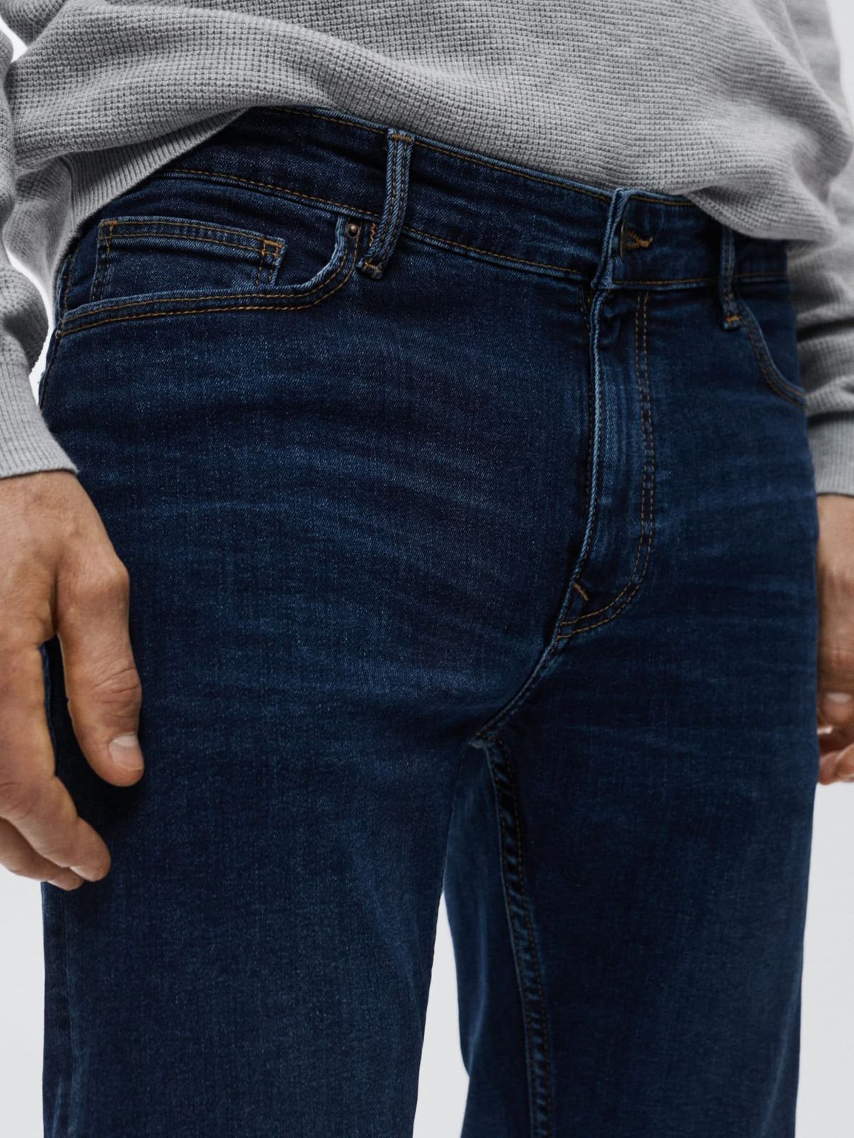  ג'ינס בגזרת סקיני Jude של MANGO
