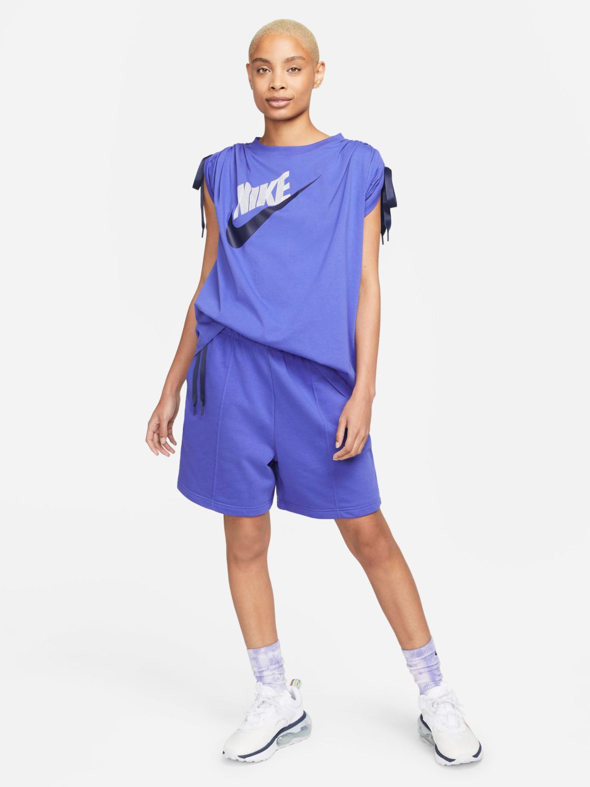  מכנסי טרנינג קצרים עם לוגו Nike Sportswear Essential של NIKE