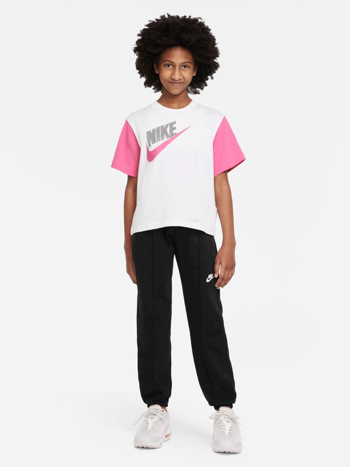  טי שירט עם לוגו Nike Sportswear Essential של NIKE