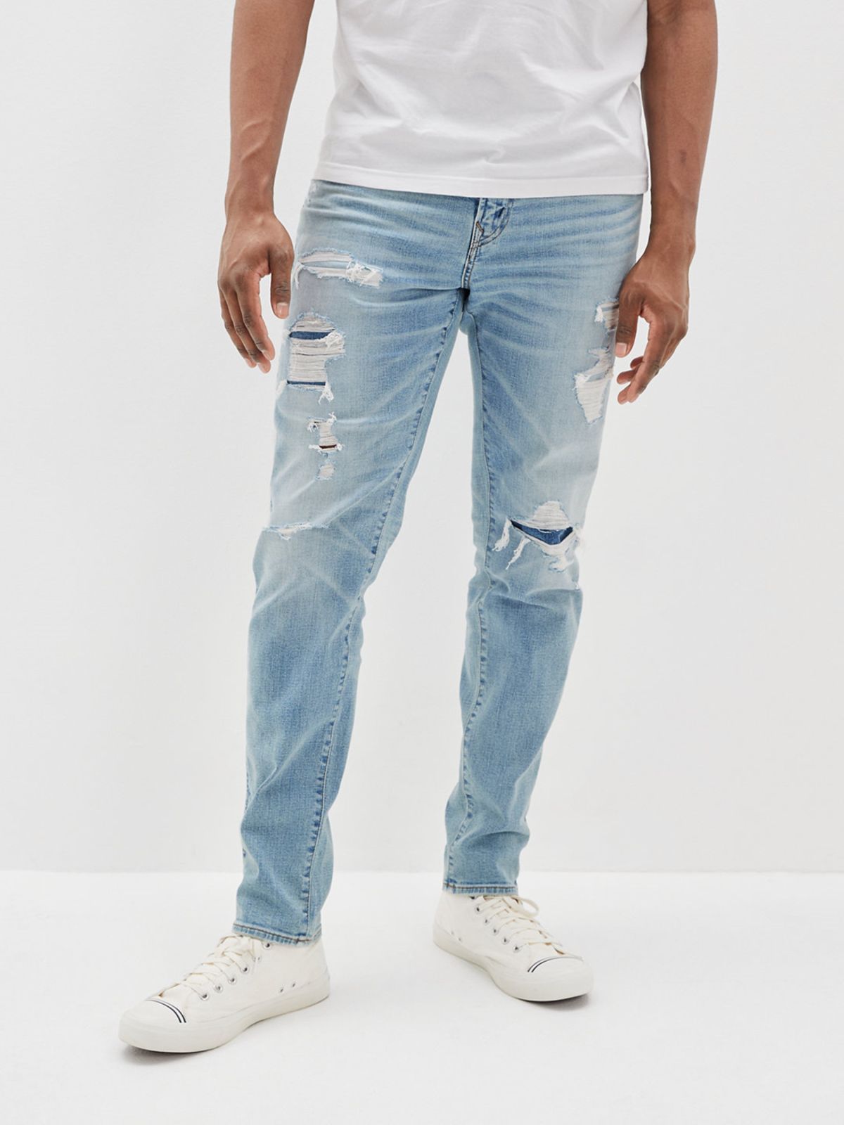  מכנסי ג'ינס עם שיפשופים Athletic Fit של AMERICAN EAGLE
