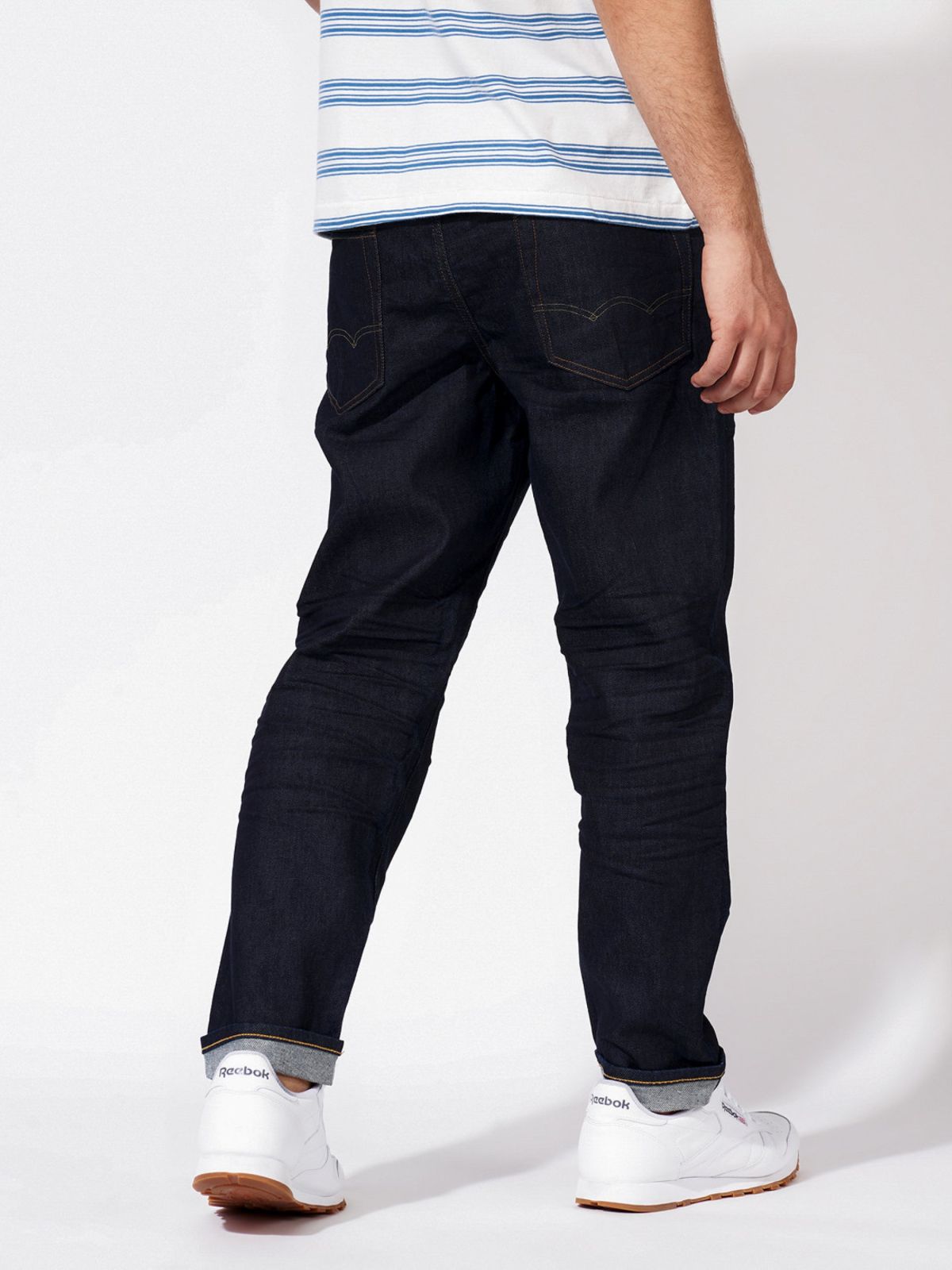  מכנסי ג'ינס LOOSE CROPPED של AMERICAN EAGLE