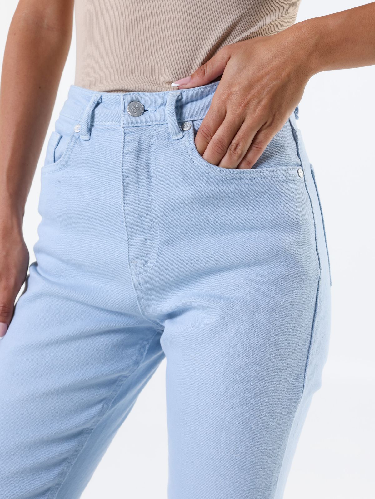  מכנסי ג'ינס ROSE JEANS - RAW של YANGA