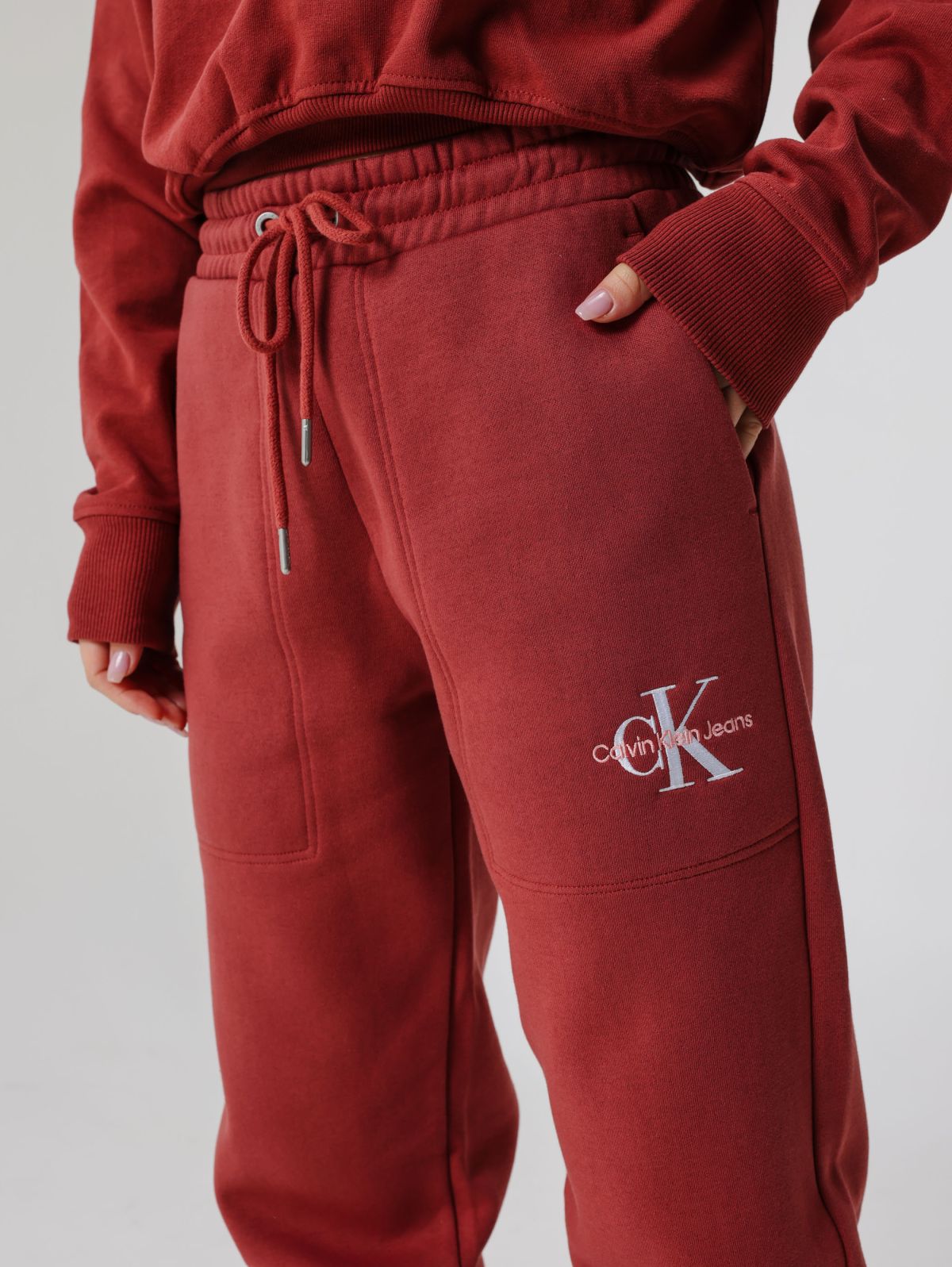  מכנסי טרנינג עם רקמת לוגו של CALVIN KLEIN