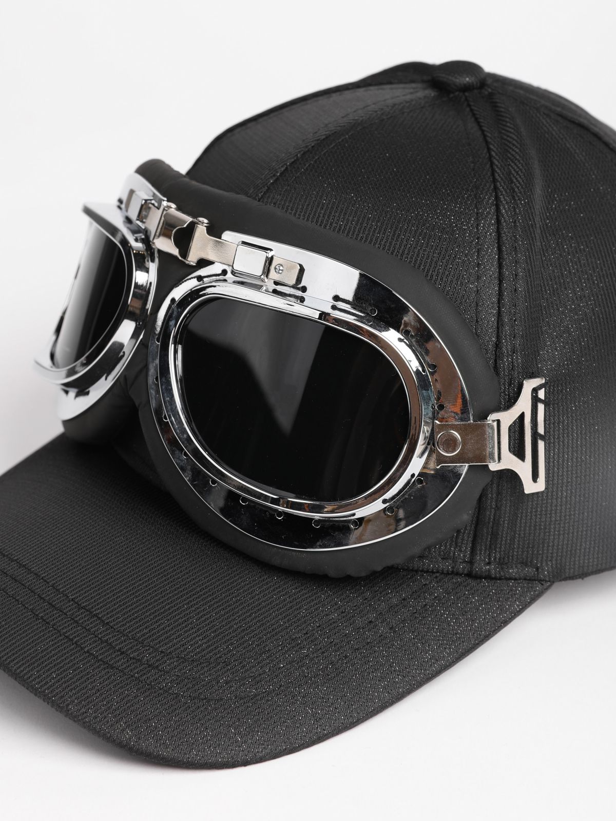  כובע כובע מצחייה עם משקפיי סקי / Purim collection של TERMINAL X