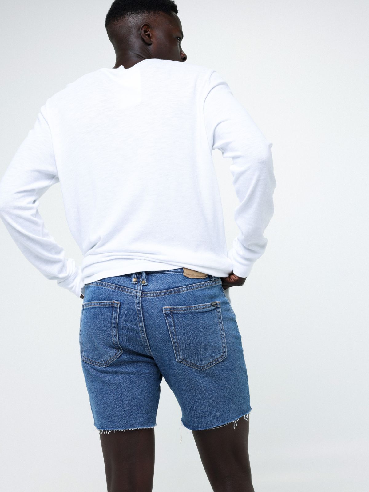  מכנסי ג'ינס קצרים של THRILLS