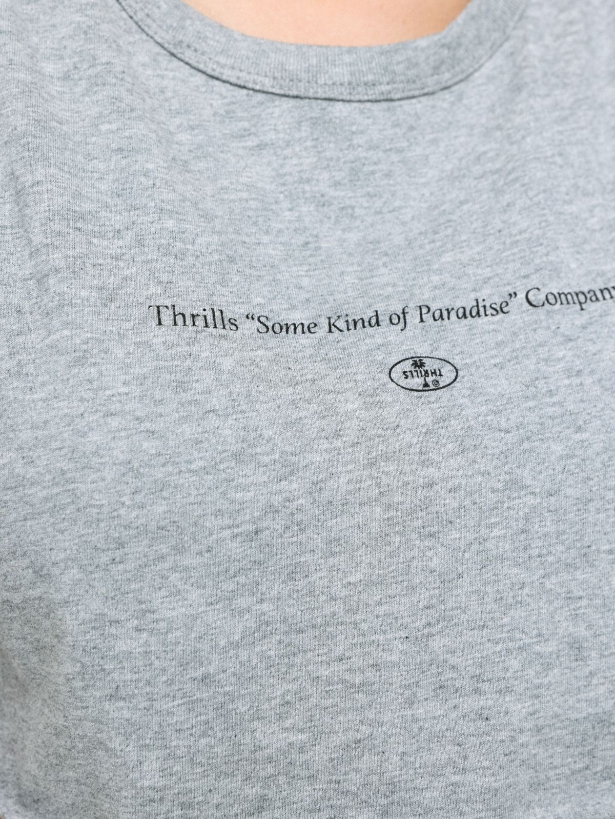 גופיית קרופ עם הדפס לוגו של THRILLS