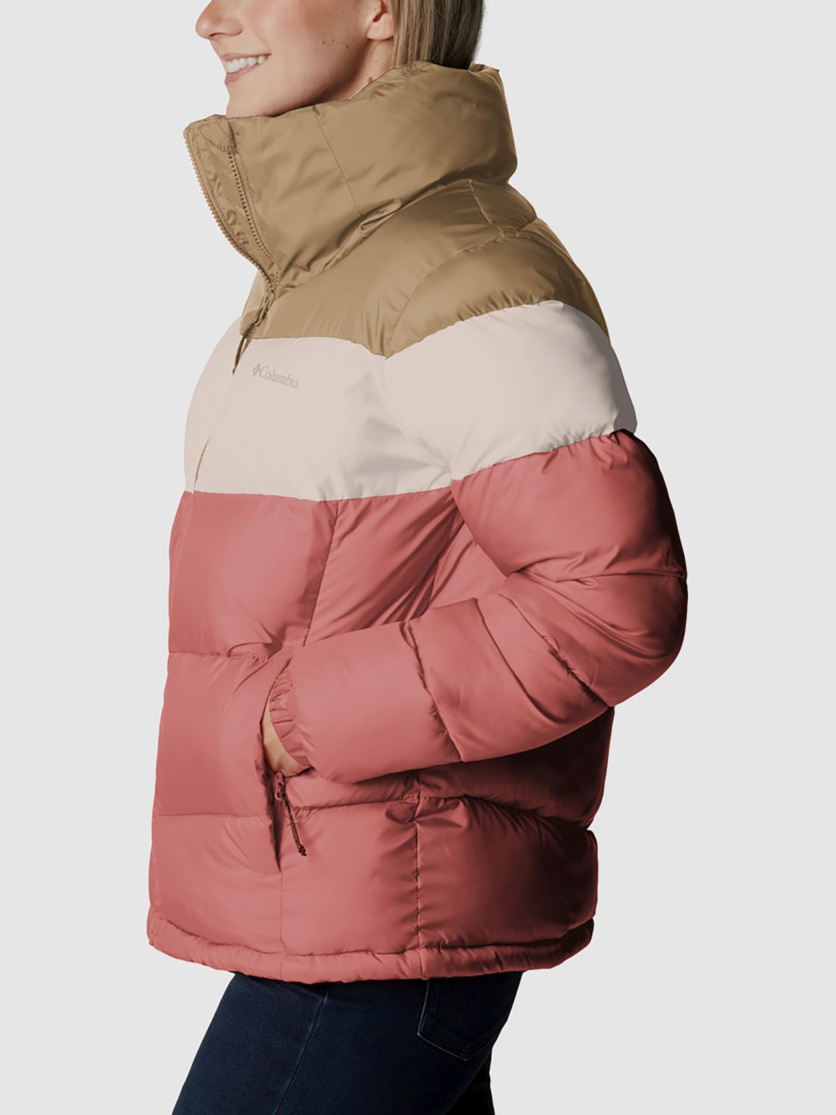  מעיל פאפר עם צווארון גבוה ולוגו של COLUMBIA