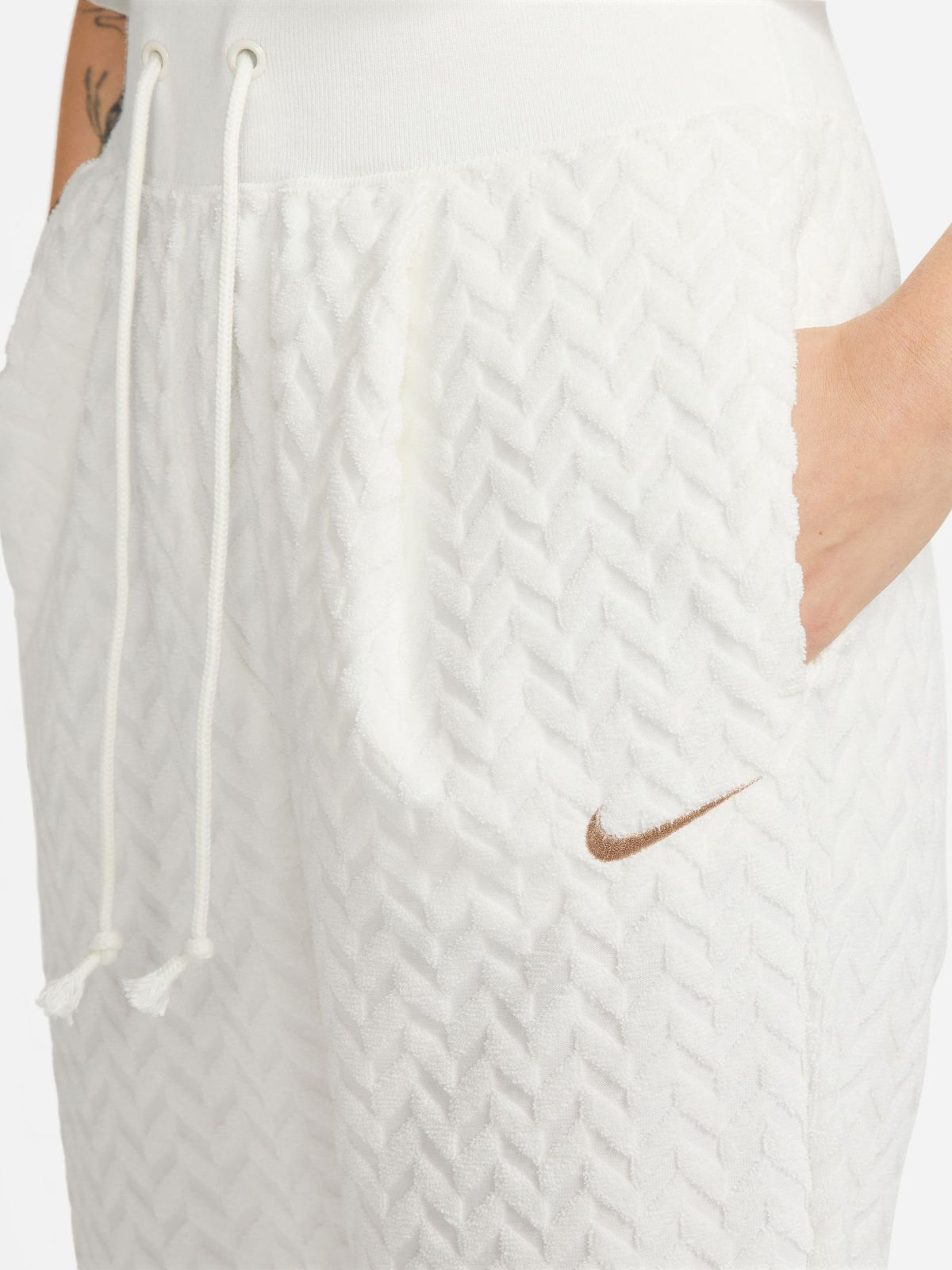  מכנסי טרנינג בטקסטורה Nike Sportswear Everyday Modern של NIKE