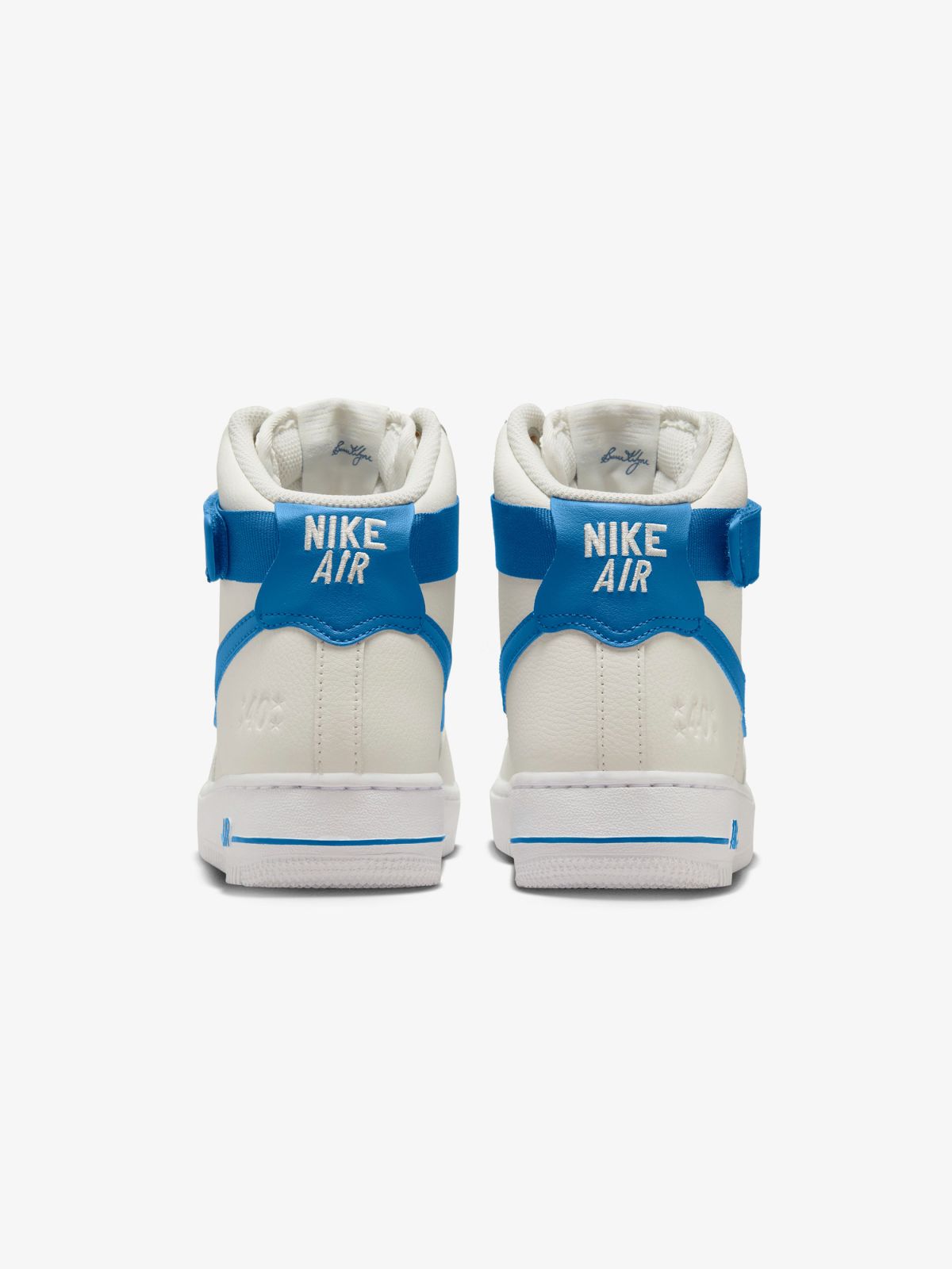  נעלי סניקרס Nike Air Force 1 High SE / נשים של NIKE