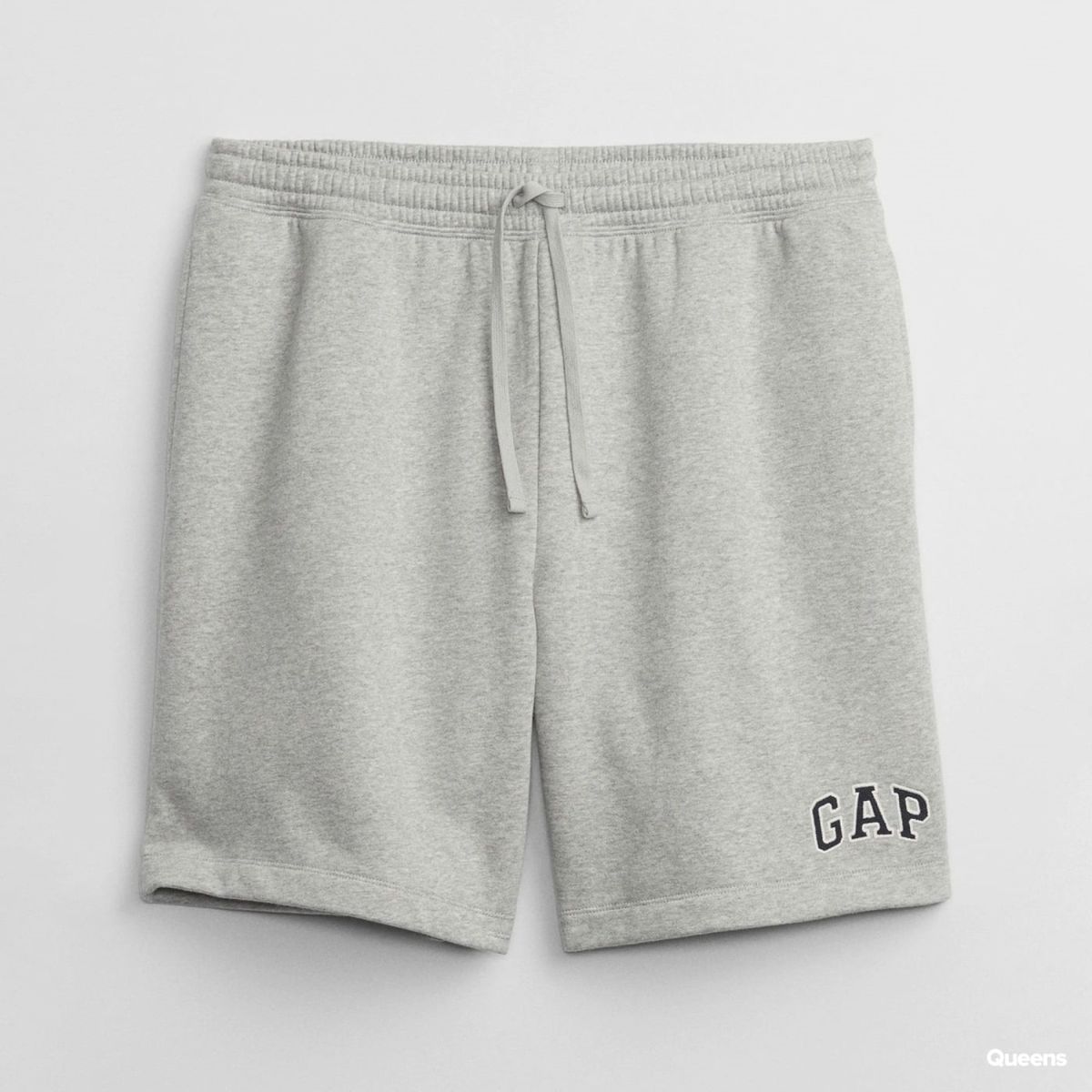  מכנסי טרנינג קצרים עם לוגו של GAP