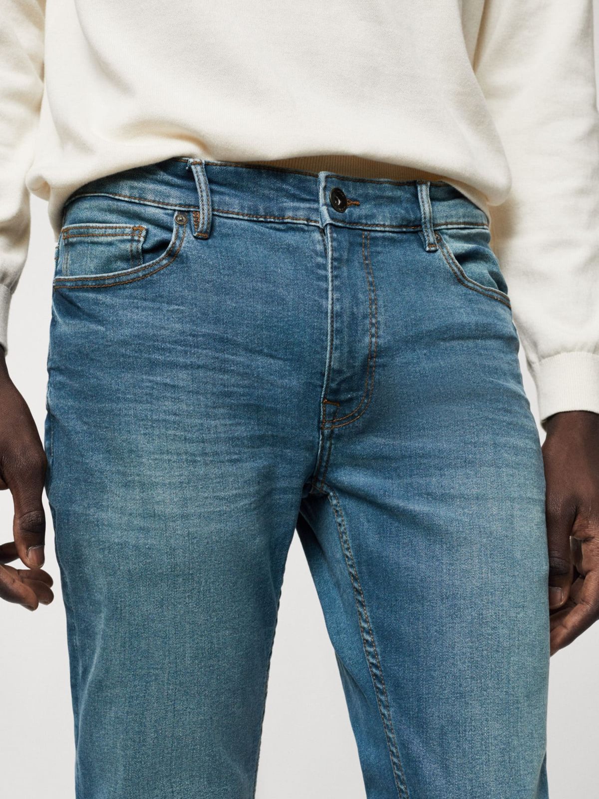  סקיני ג'ינס ארוך של MANGO