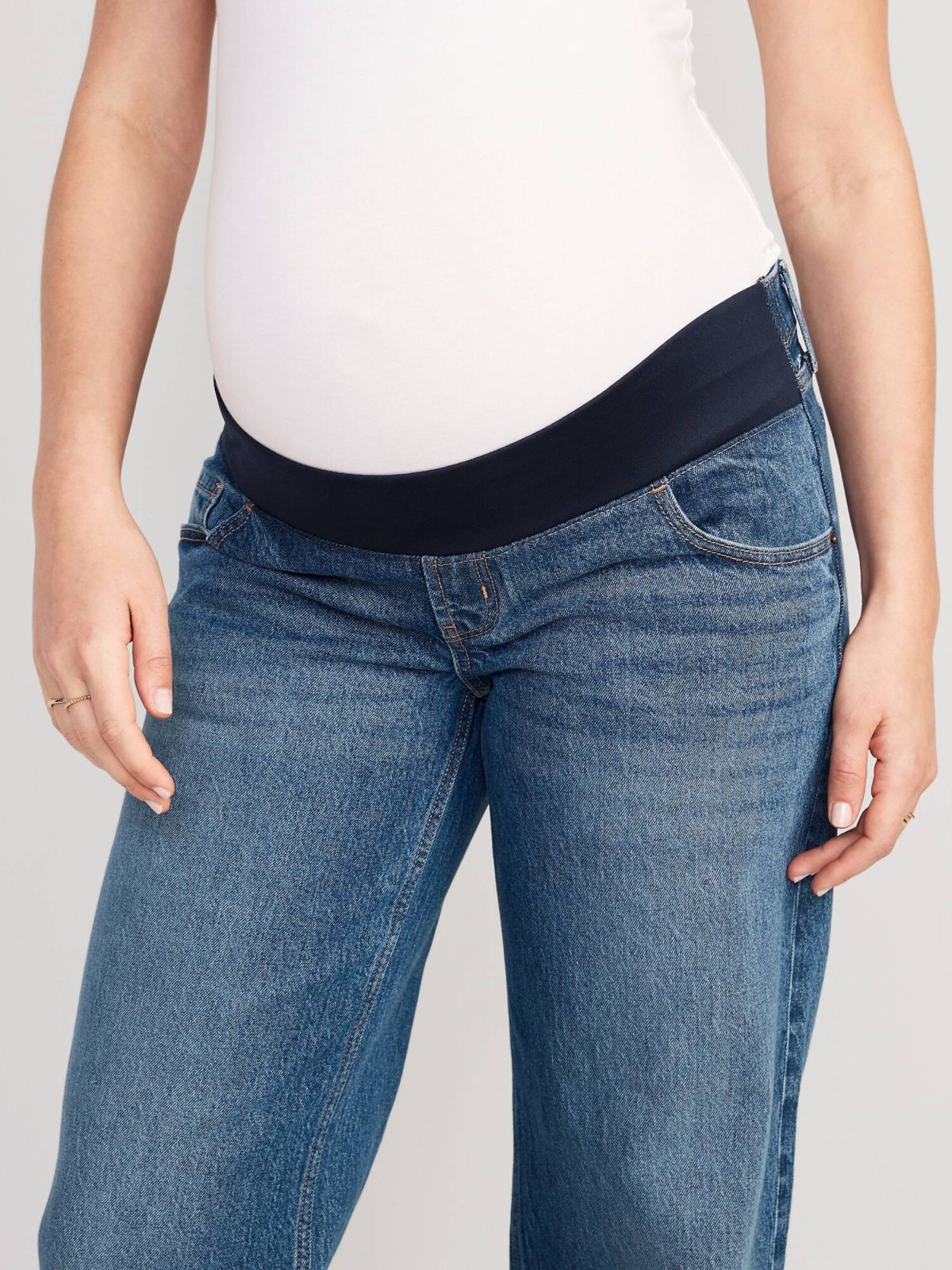  מכנסי ג'ינס הריוון ארוכים / Maternity של OLD NAVY