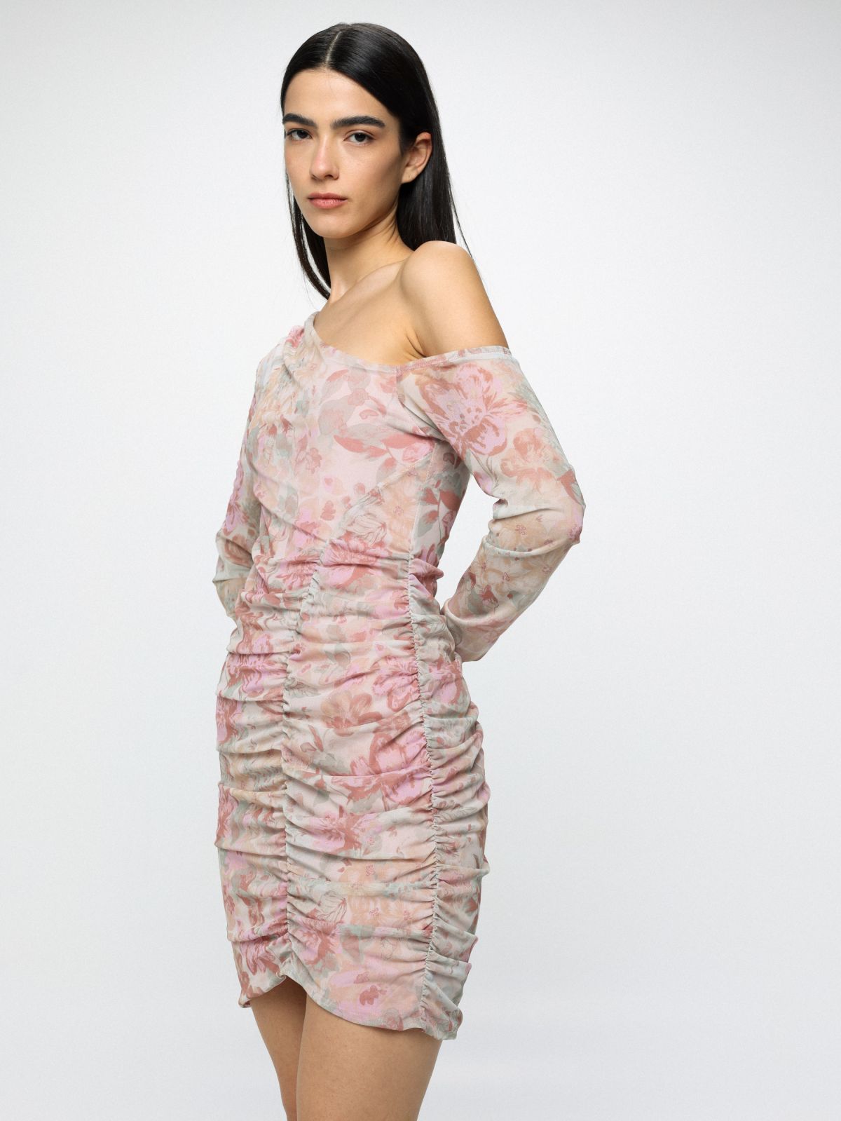  שמלת מיני אוף שולדר בהדפס פרחים של FREE PEOPLE