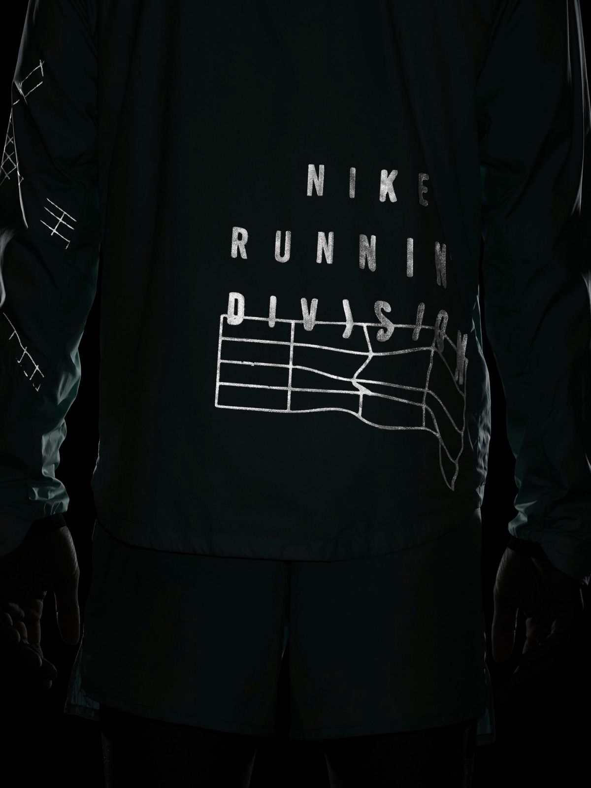  ג'קט ריצה Nike Storm-FIT Run Division של NIKE