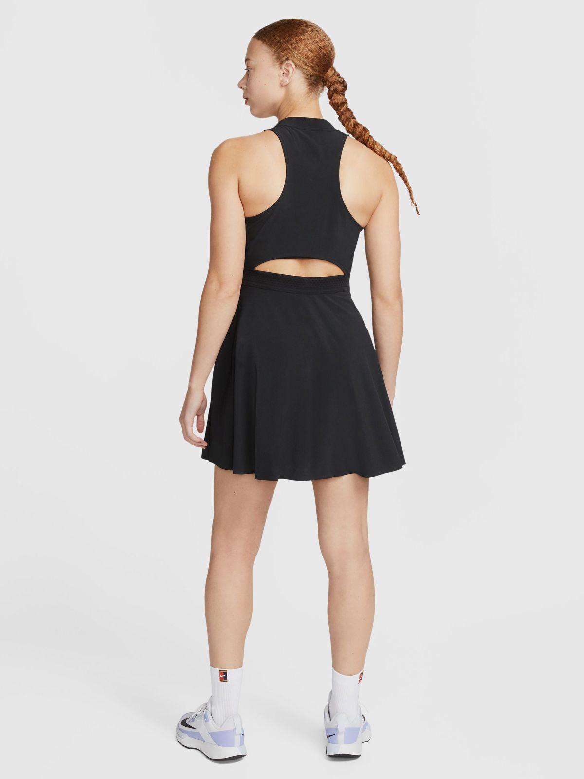  שמלת מיני טניס Nike Dri-FIT Advantage של NIKE