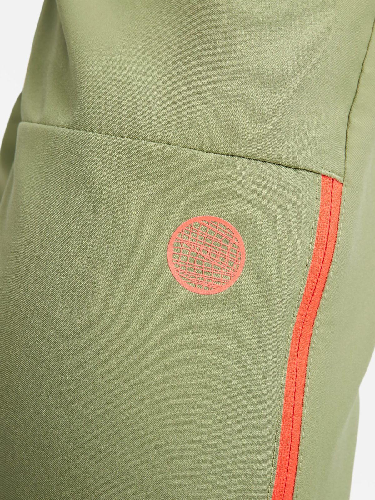  מכנסי ריצה Dri-FIT עם הדפס לוגו של NIKE