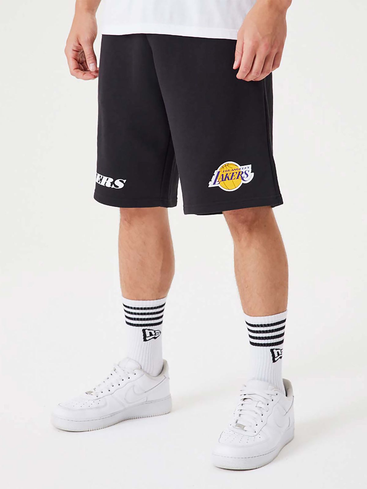  מכנסי טרנינג קצרים עם לוגו Lakers של NEW ERA