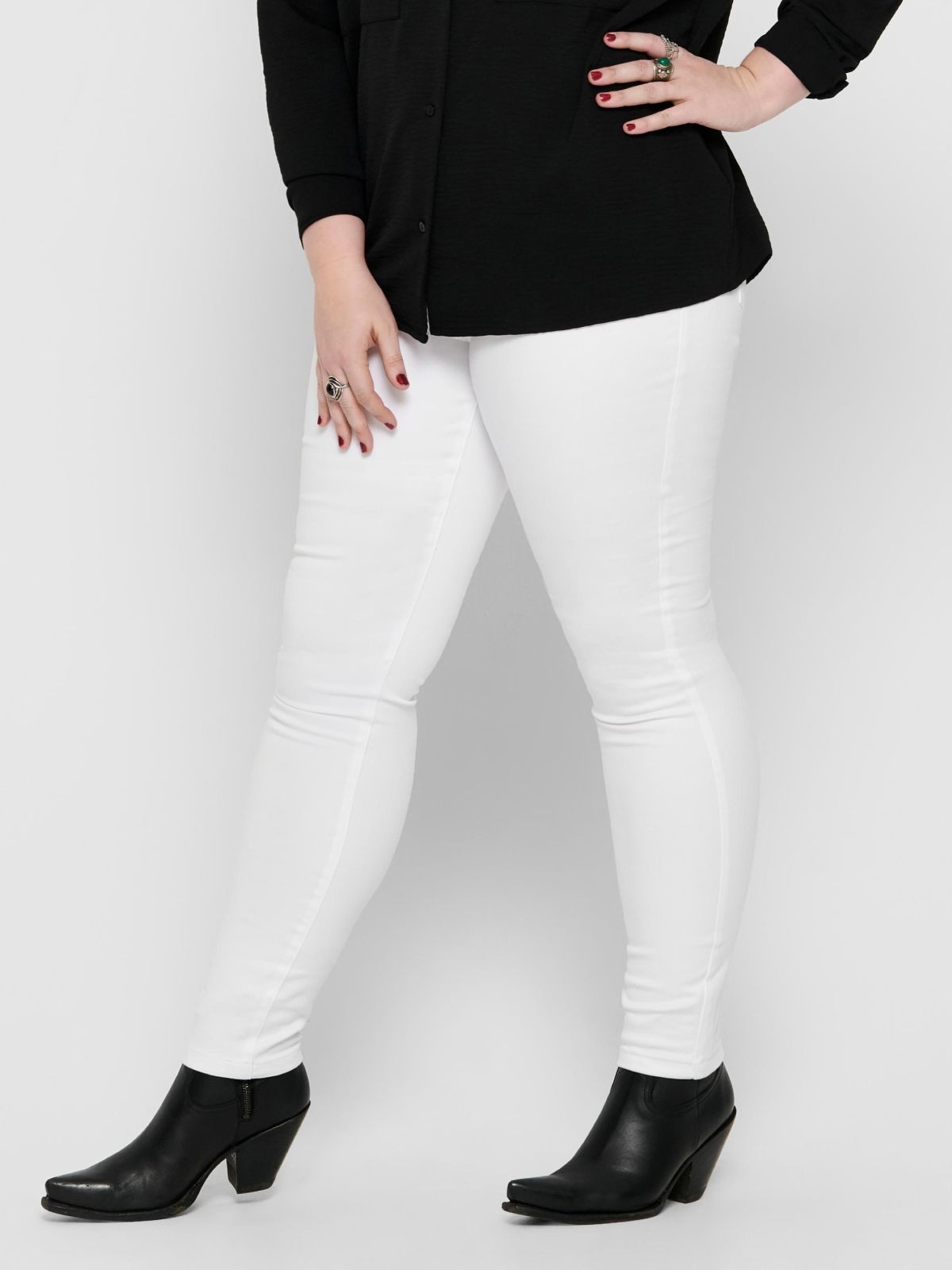  מכנסי ג'ינס סקיני ארוכים / Plus Size של ONLY