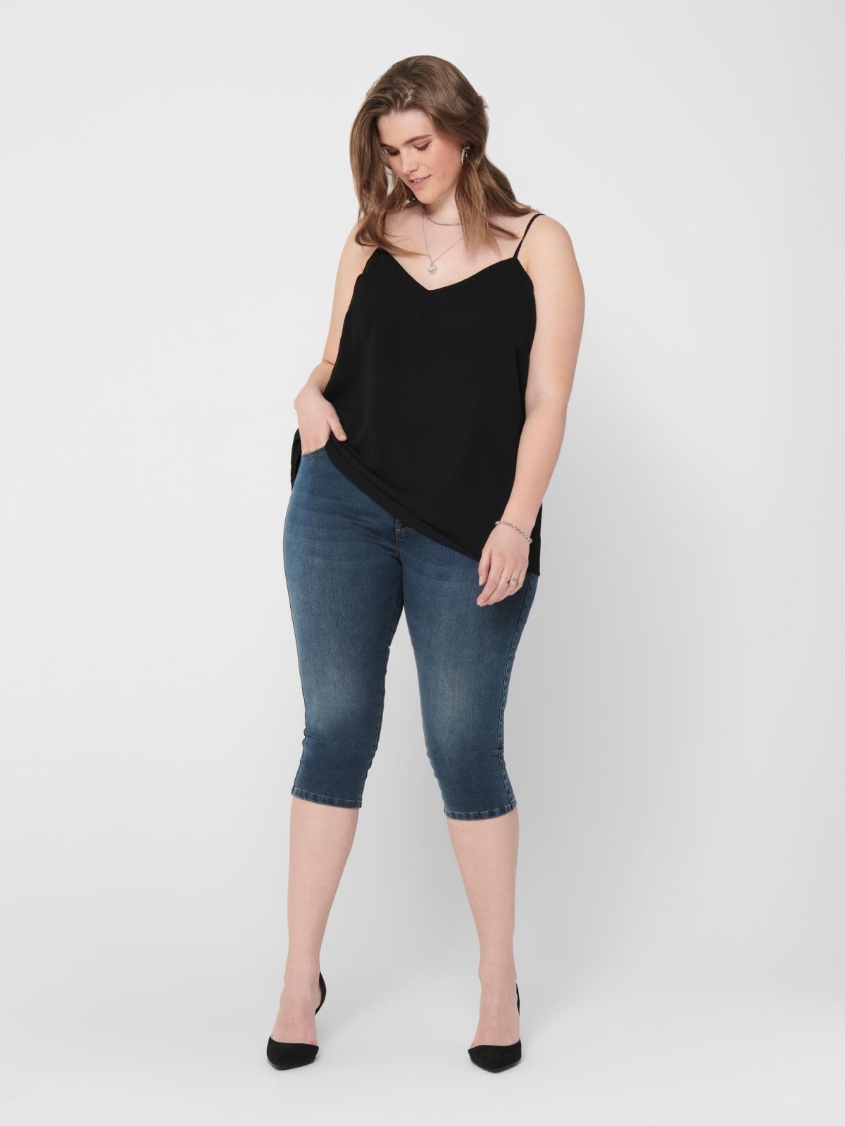  מכנסי ג'ינס סקיני 3/4 / Plus Size של ONLY