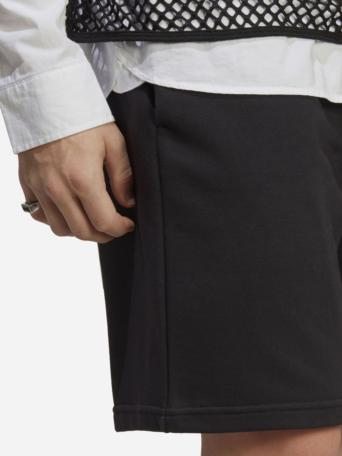  מכנסיים קצרים עם לוגו של ADIDAS Performance