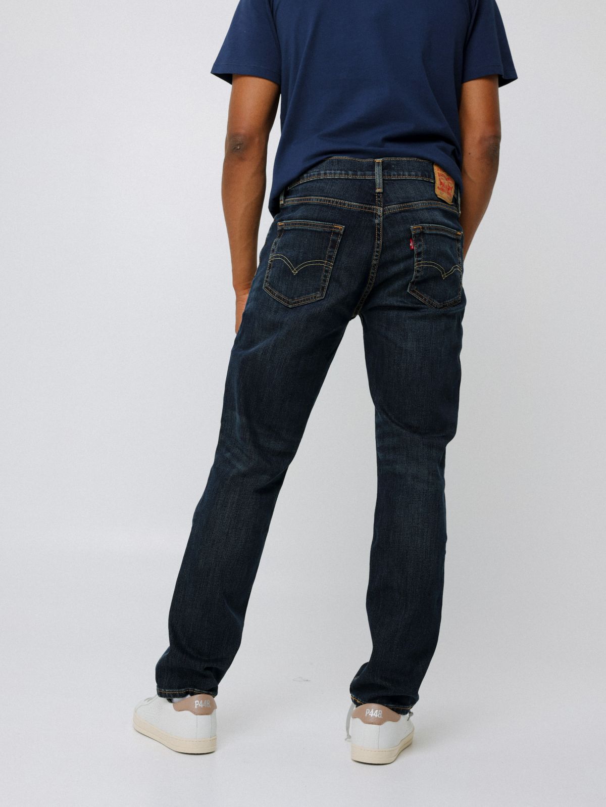  ג'ינס Slim Fit 511 ארוכים של LEVIS