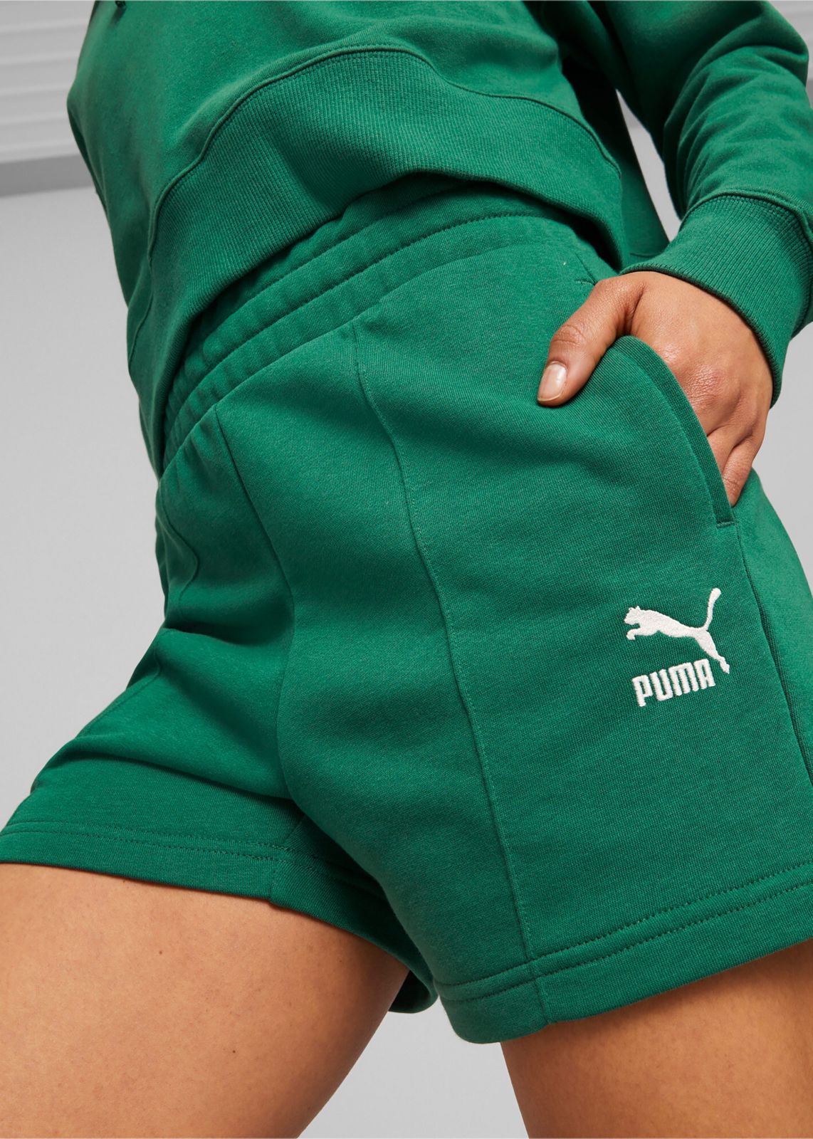  מכנסי טרנינג קצרים עם לוגו של PUMA