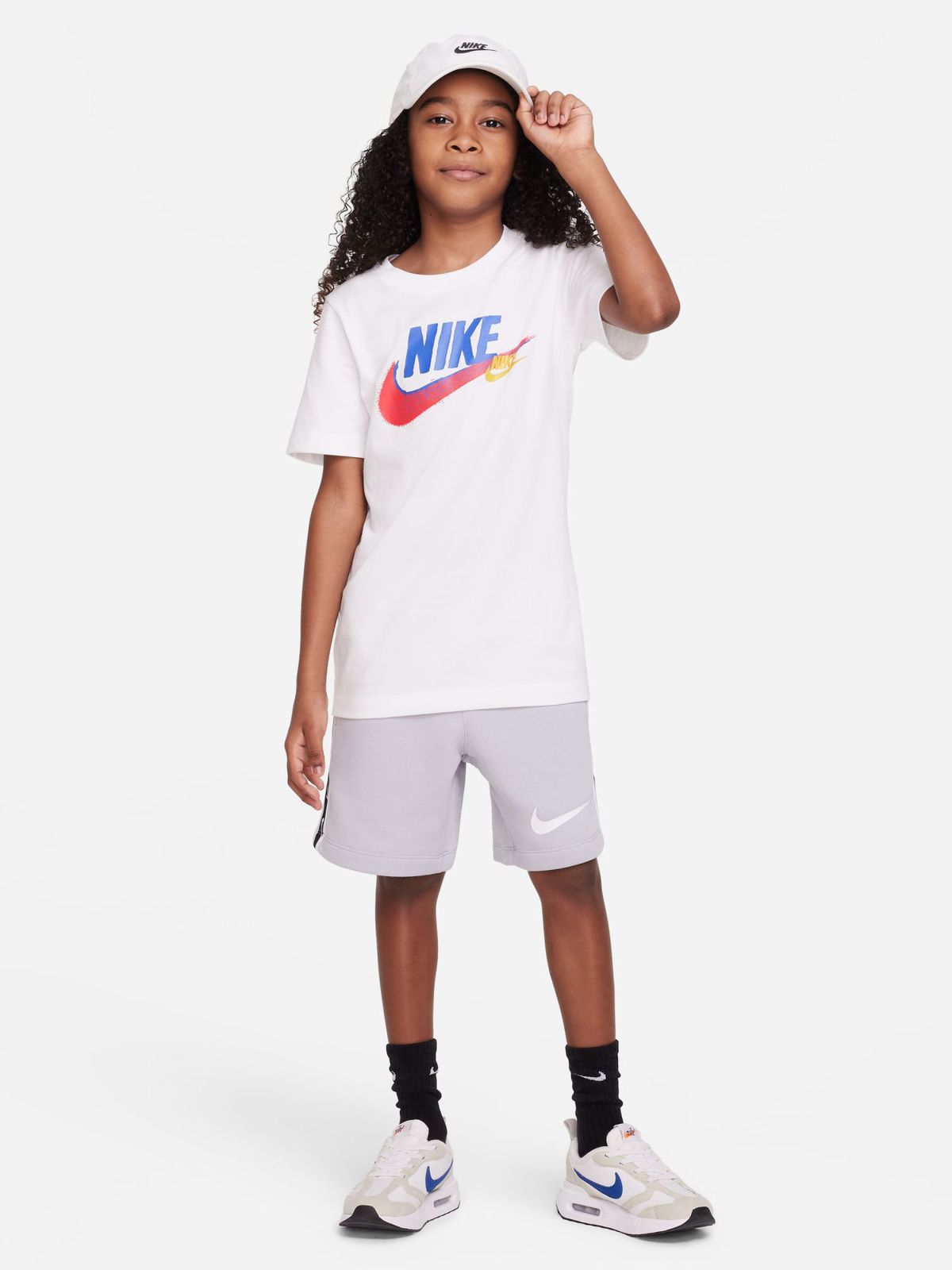  טי שירט עם לוגו Nike Sportswear Standard Issue של NIKE